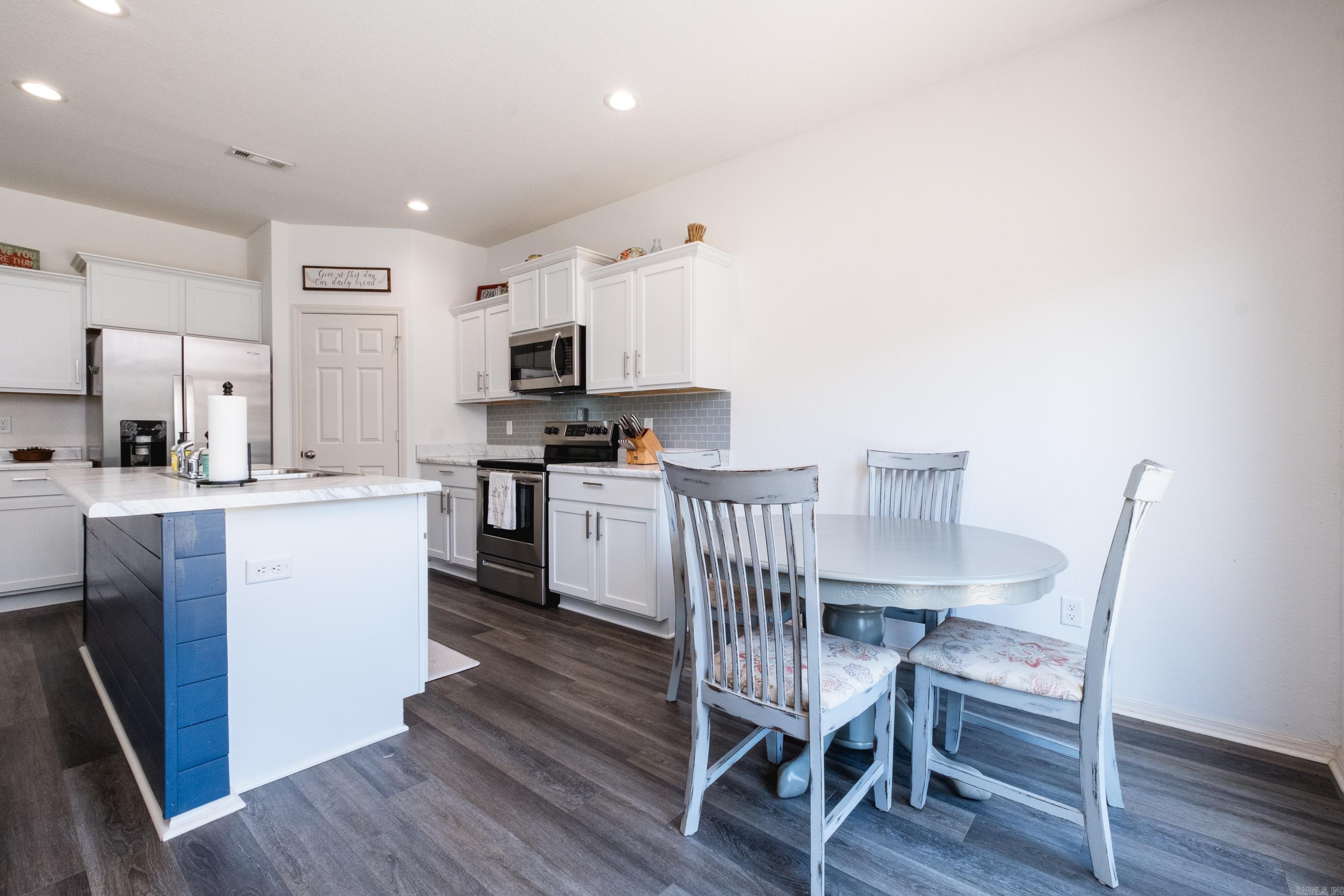 BELL VALLEY - Residential