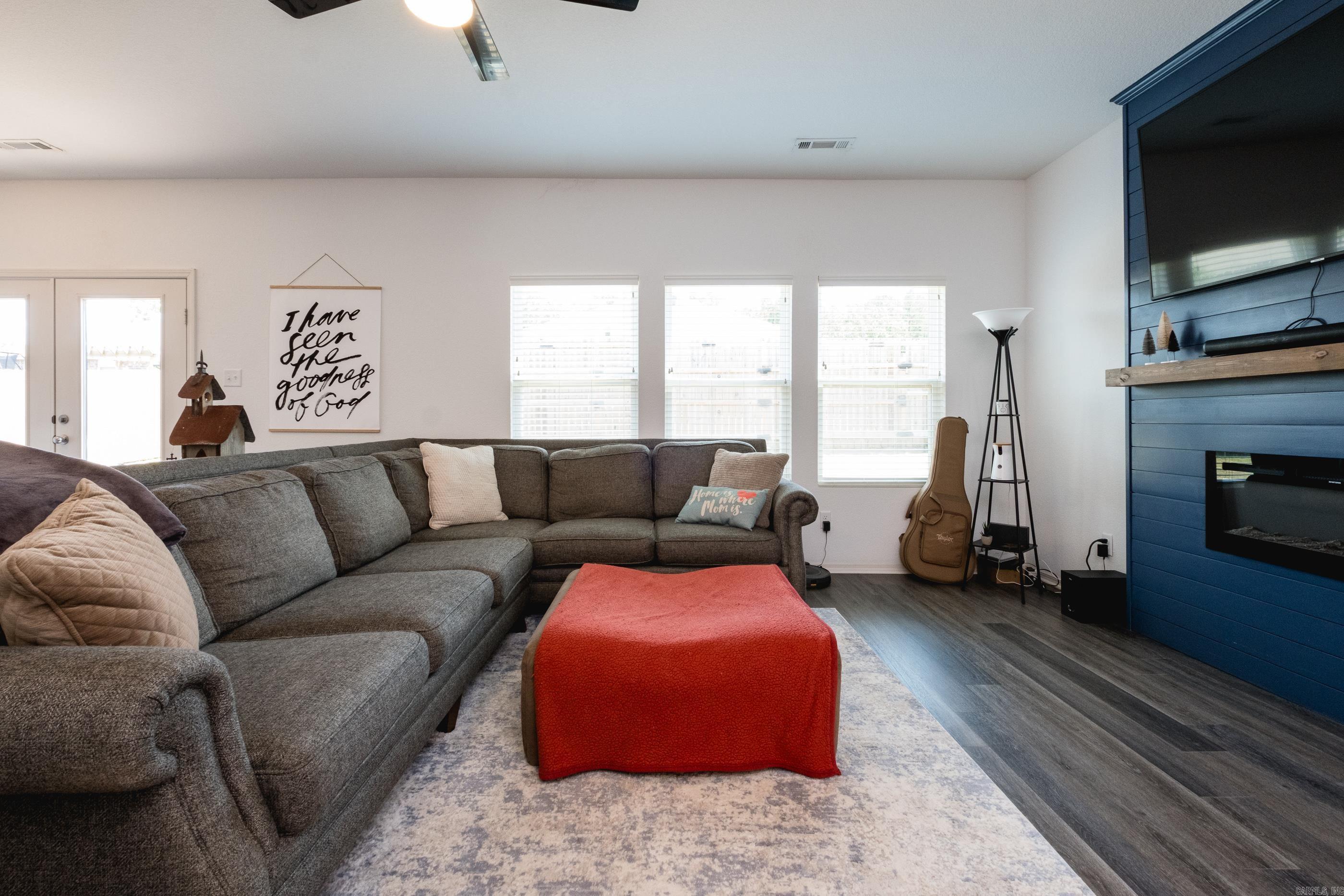 BELL VALLEY - Residential