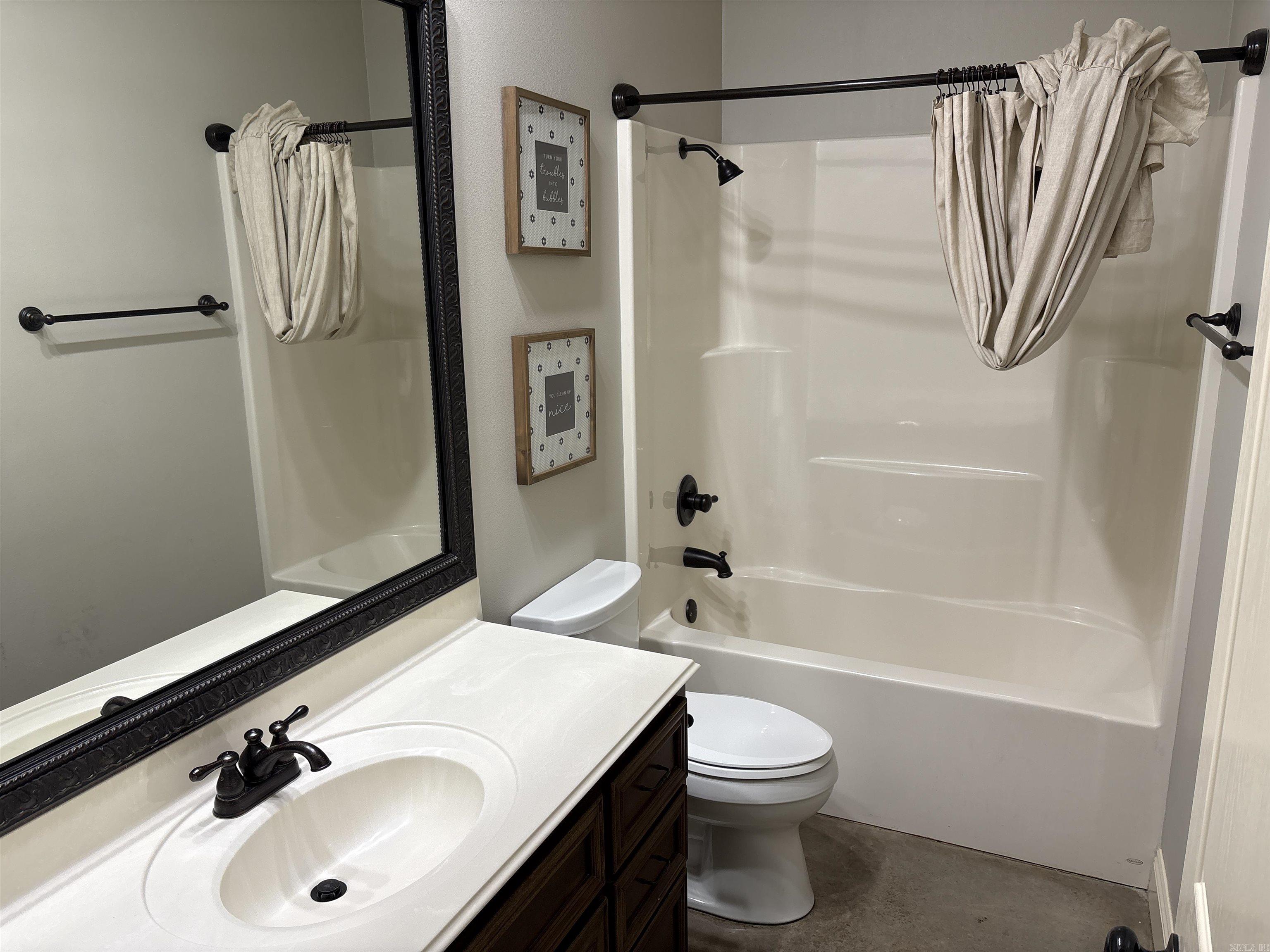 CHAPEL CREEK - Residential
