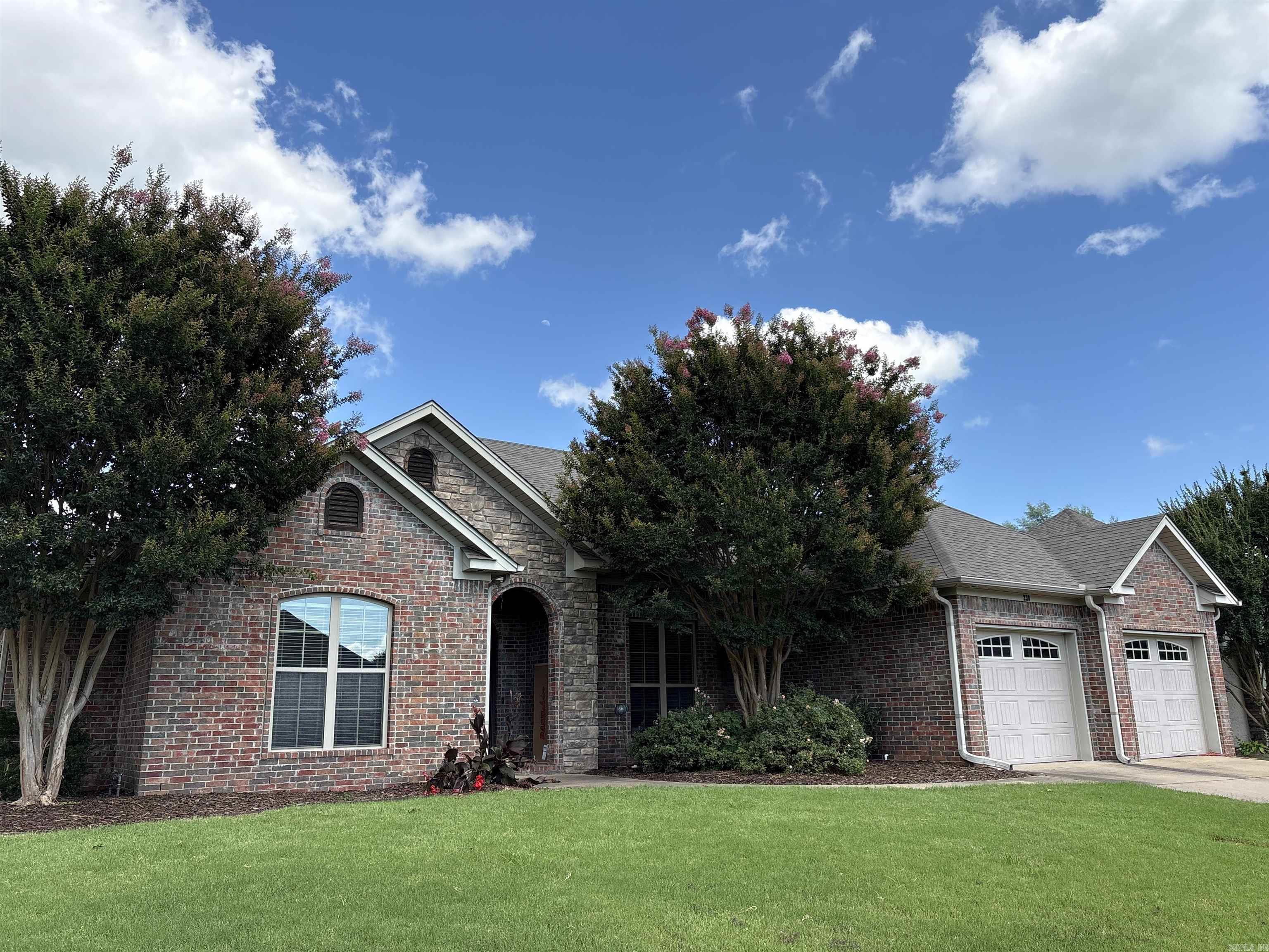 CHAPEL CREEK - Residential