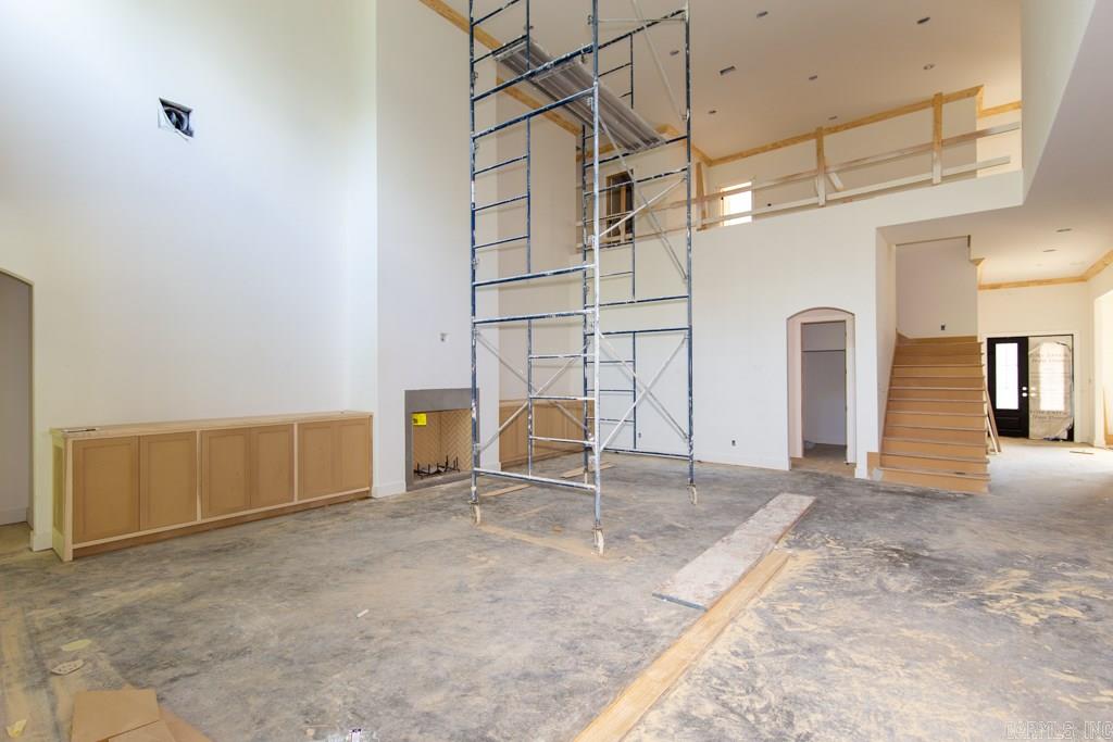 CHENAL VALLEY HALLEN COURT - Residential
