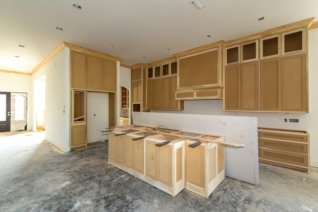 CHENAL VALLEY HALLEN COURT - Residential
