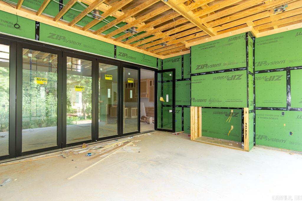 CHENAL VALLEY HALLEN COURT - Residential