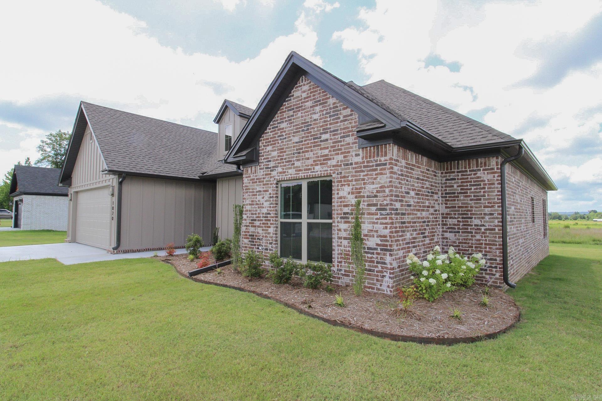 RIDGE VIEW - Residential