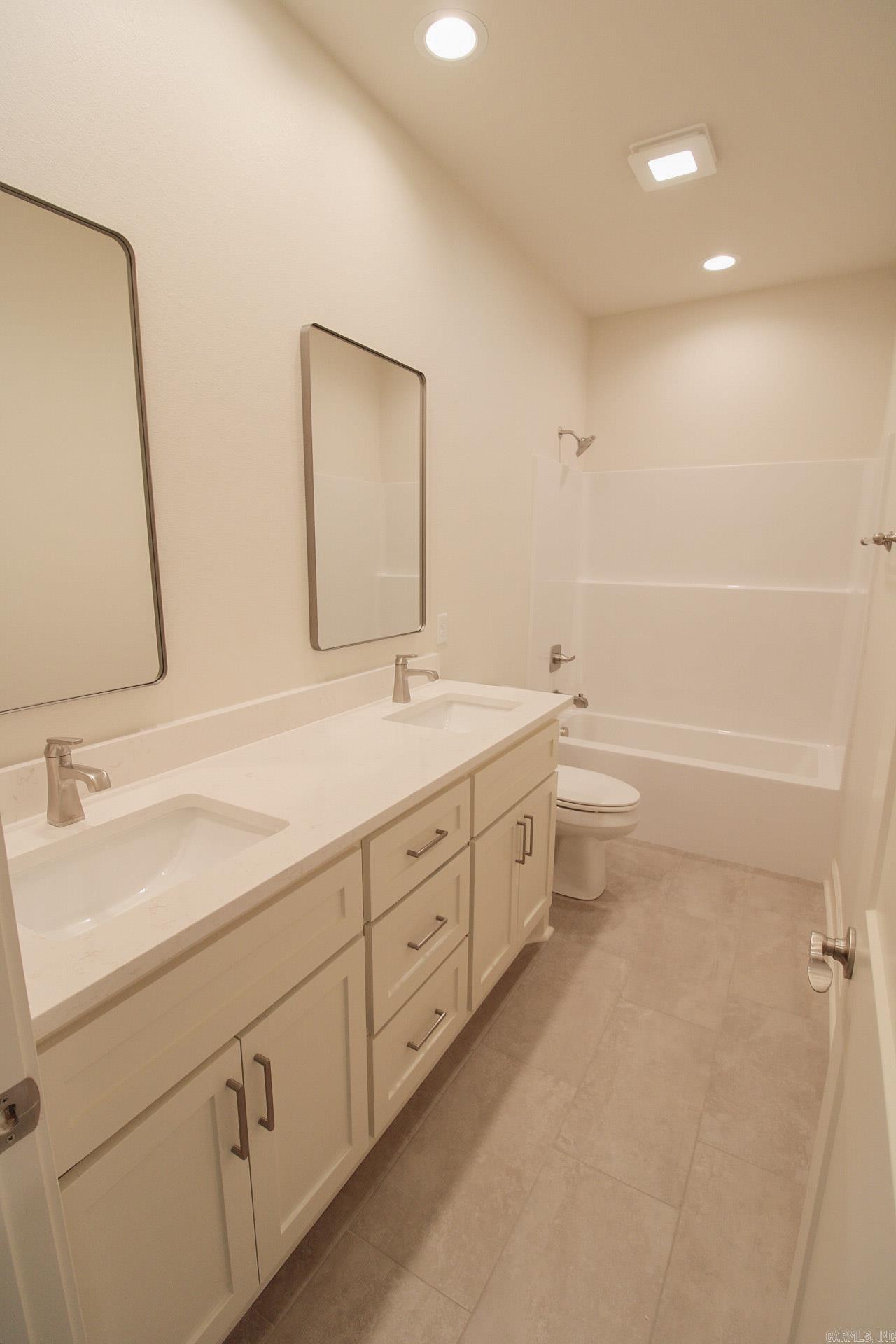RIDGE VIEW - Residential