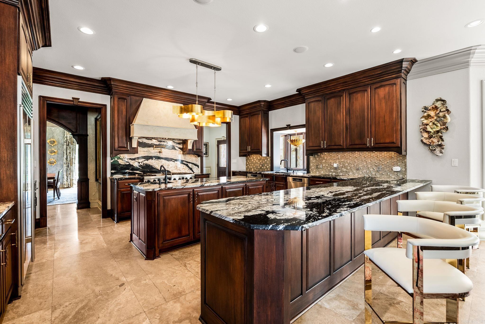 VALLEY FALLS ESTATES - Residential