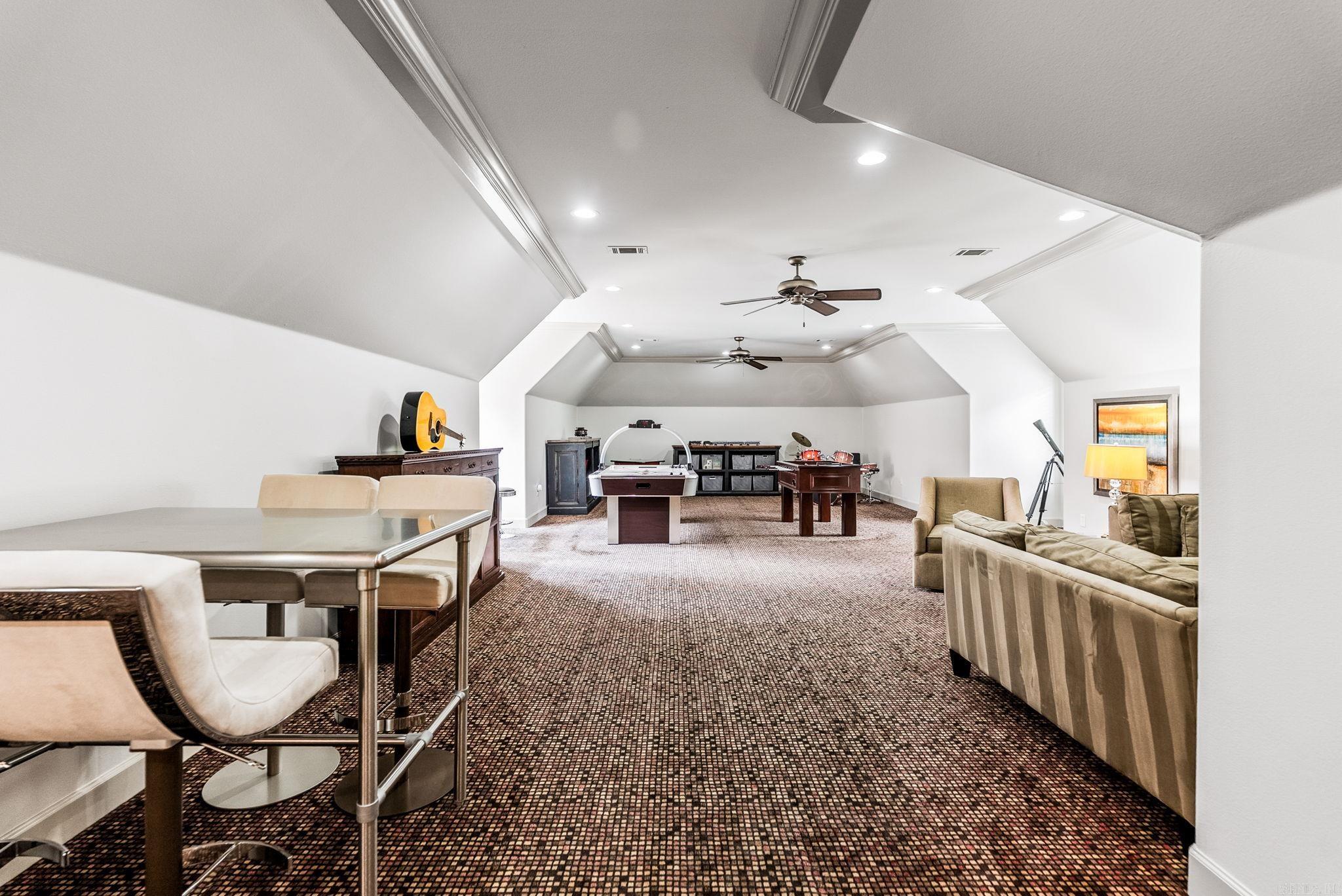 VALLEY FALLS ESTATES - Residential
