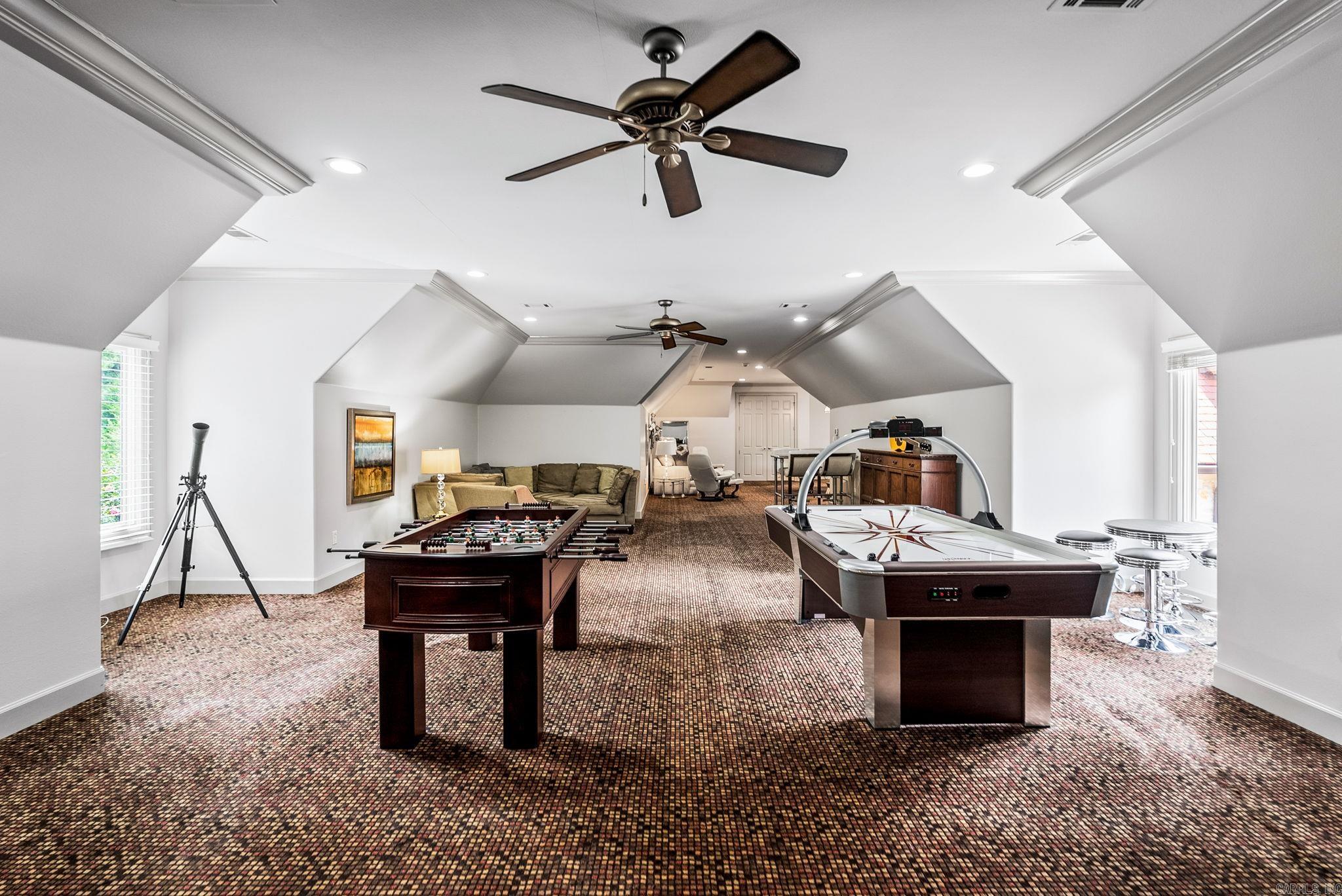 VALLEY FALLS ESTATES - Residential