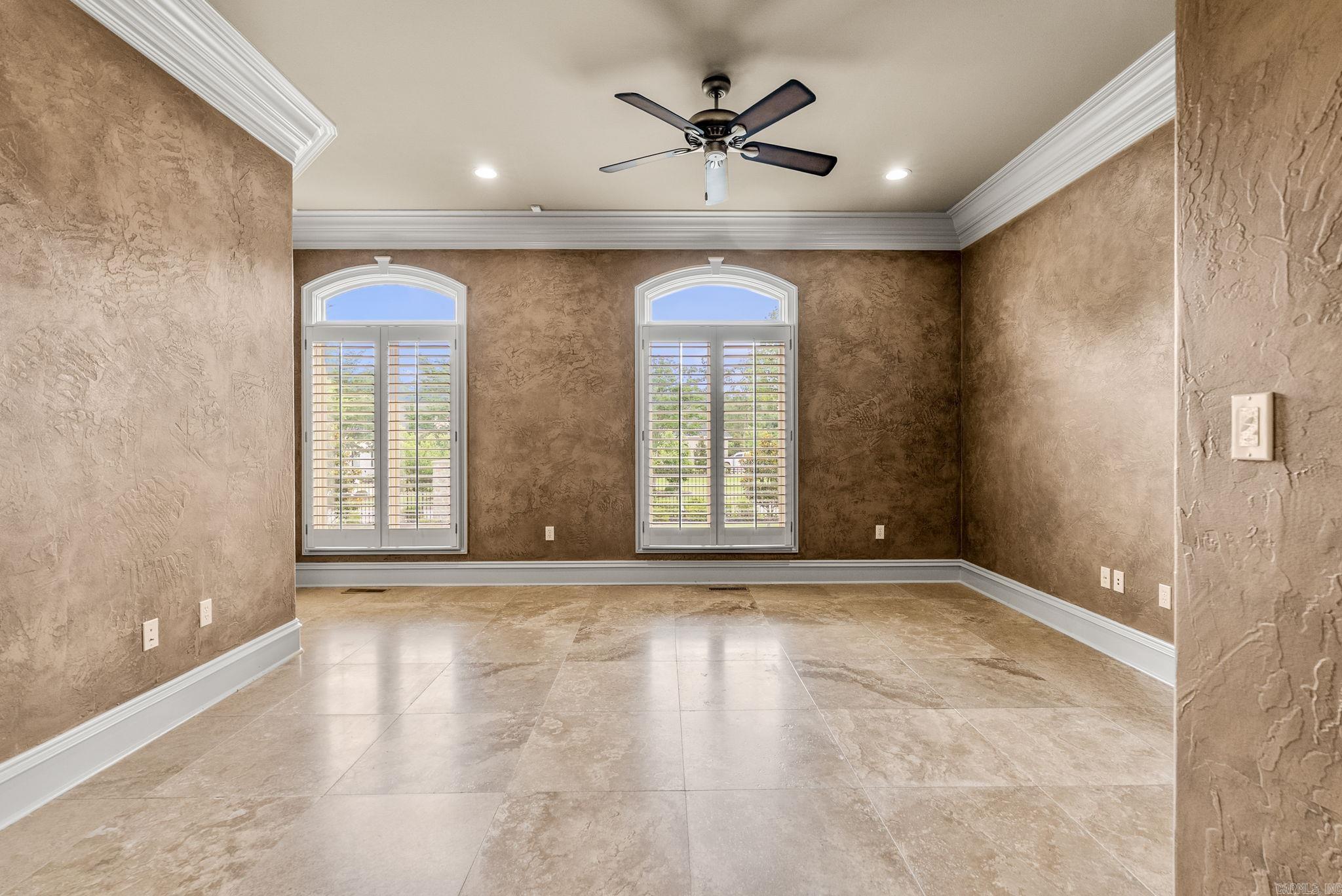 VALLEY FALLS ESTATES - Residential