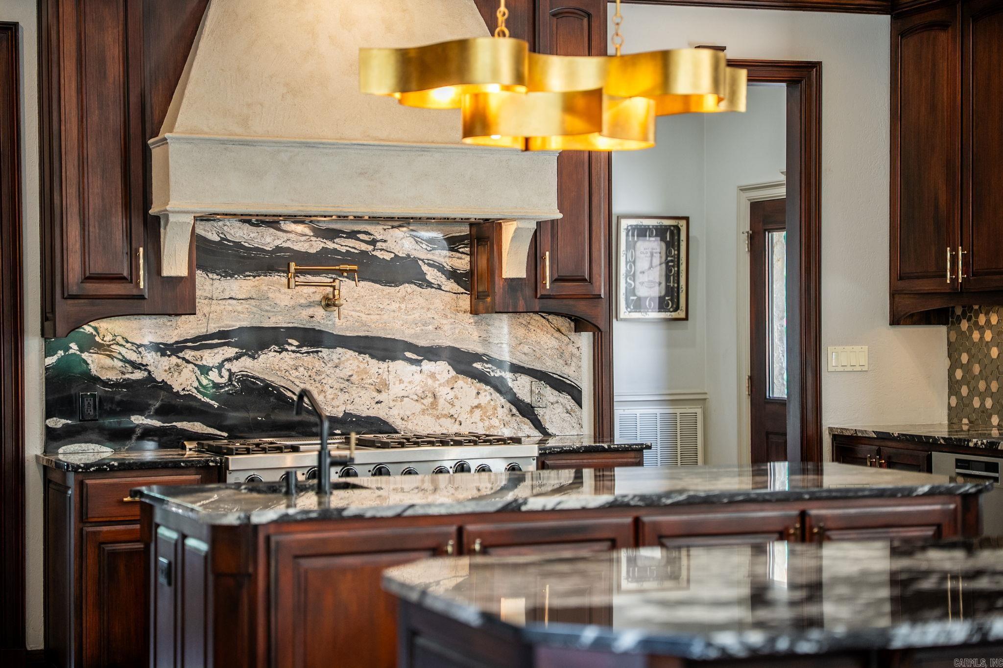 VALLEY FALLS ESTATES - Residential