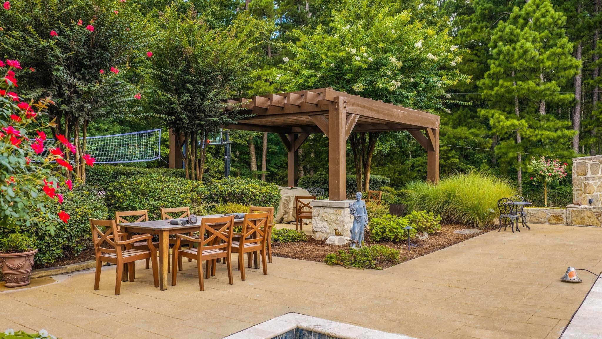 VALLEY FALLS ESTATES - Residential