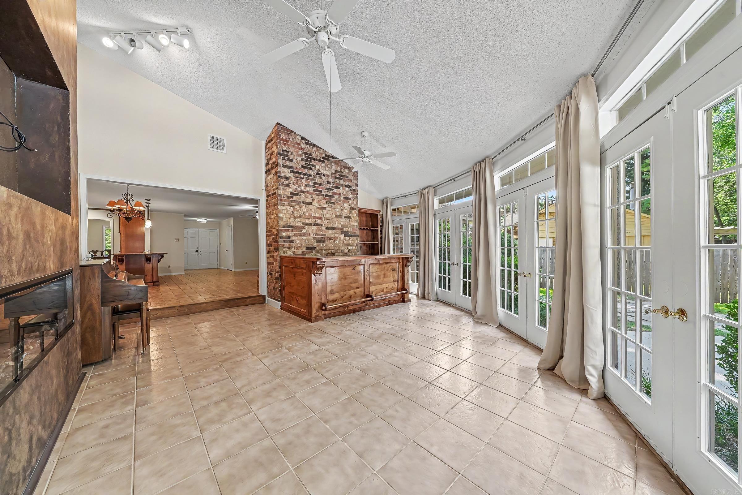 NORTHGATE - Residential