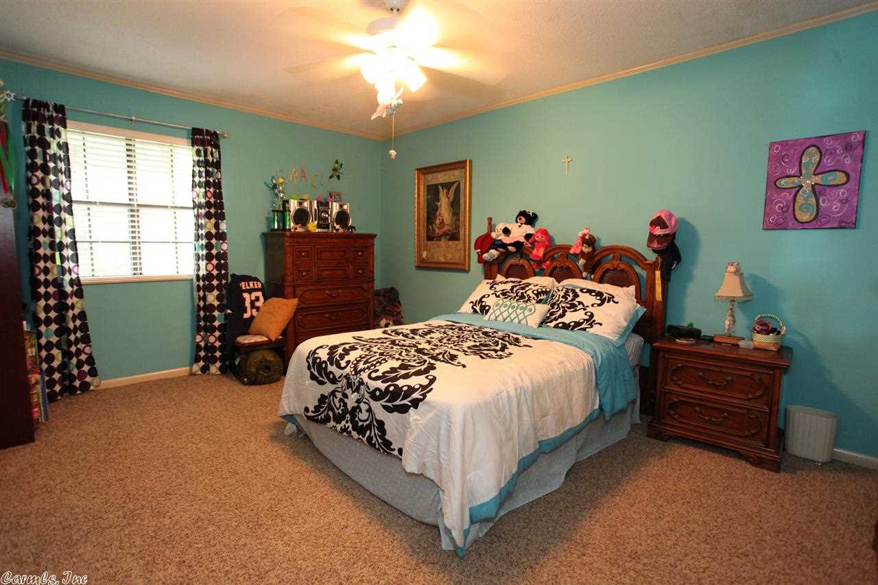 Smoking Oaks - Residential