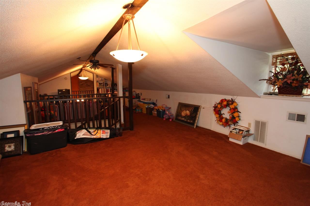 Smoking Oaks - Residential