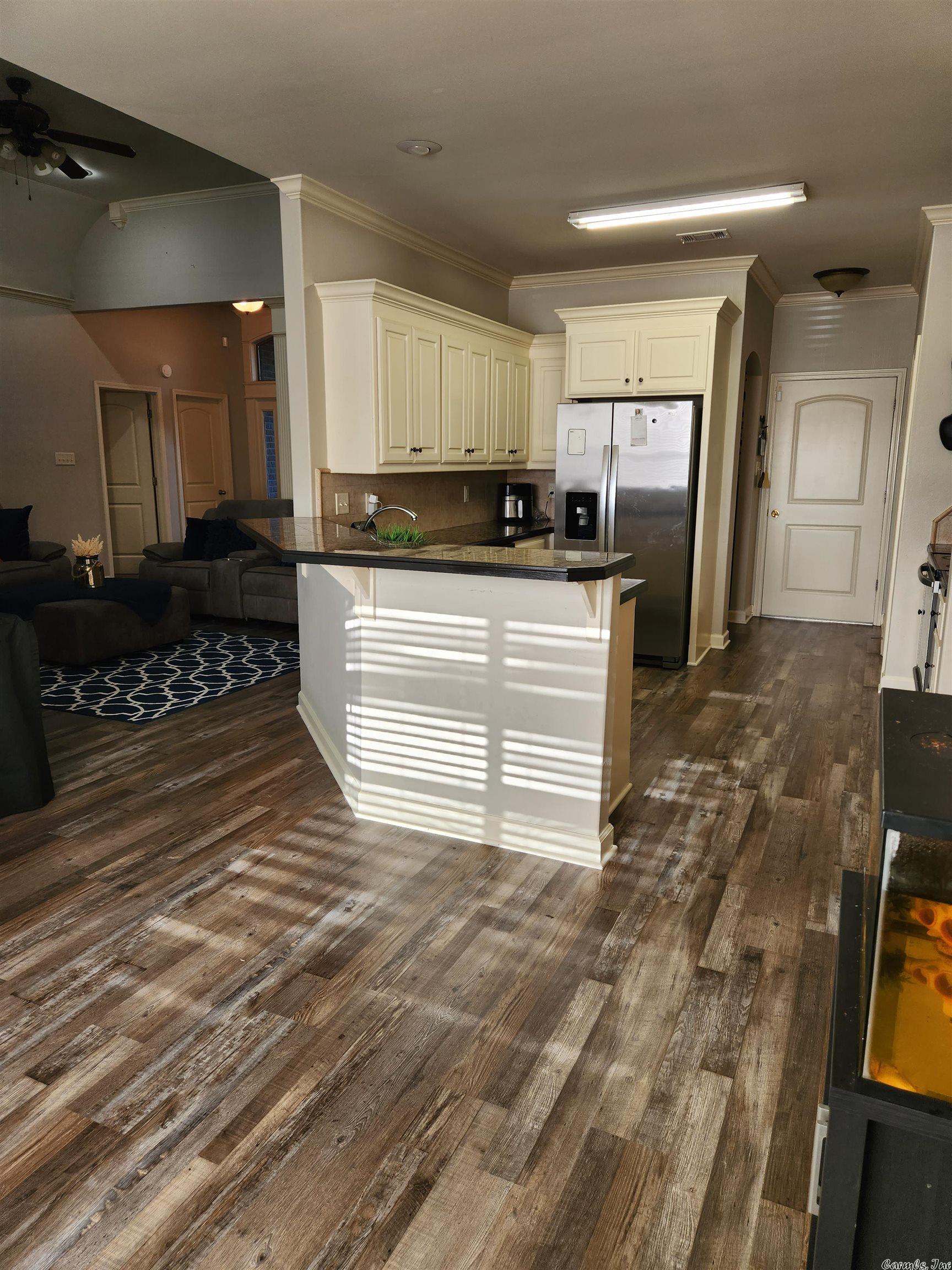 RICHLAND PARK - Residential