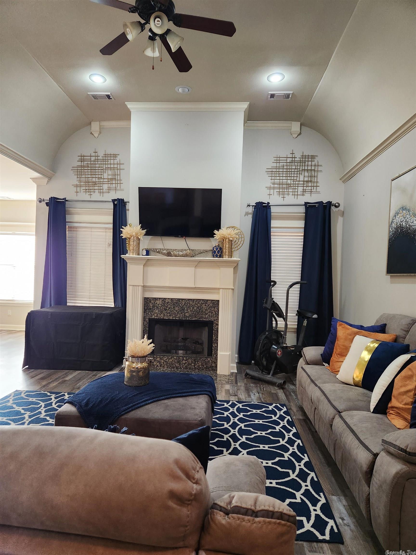 RICHLAND PARK - Residential