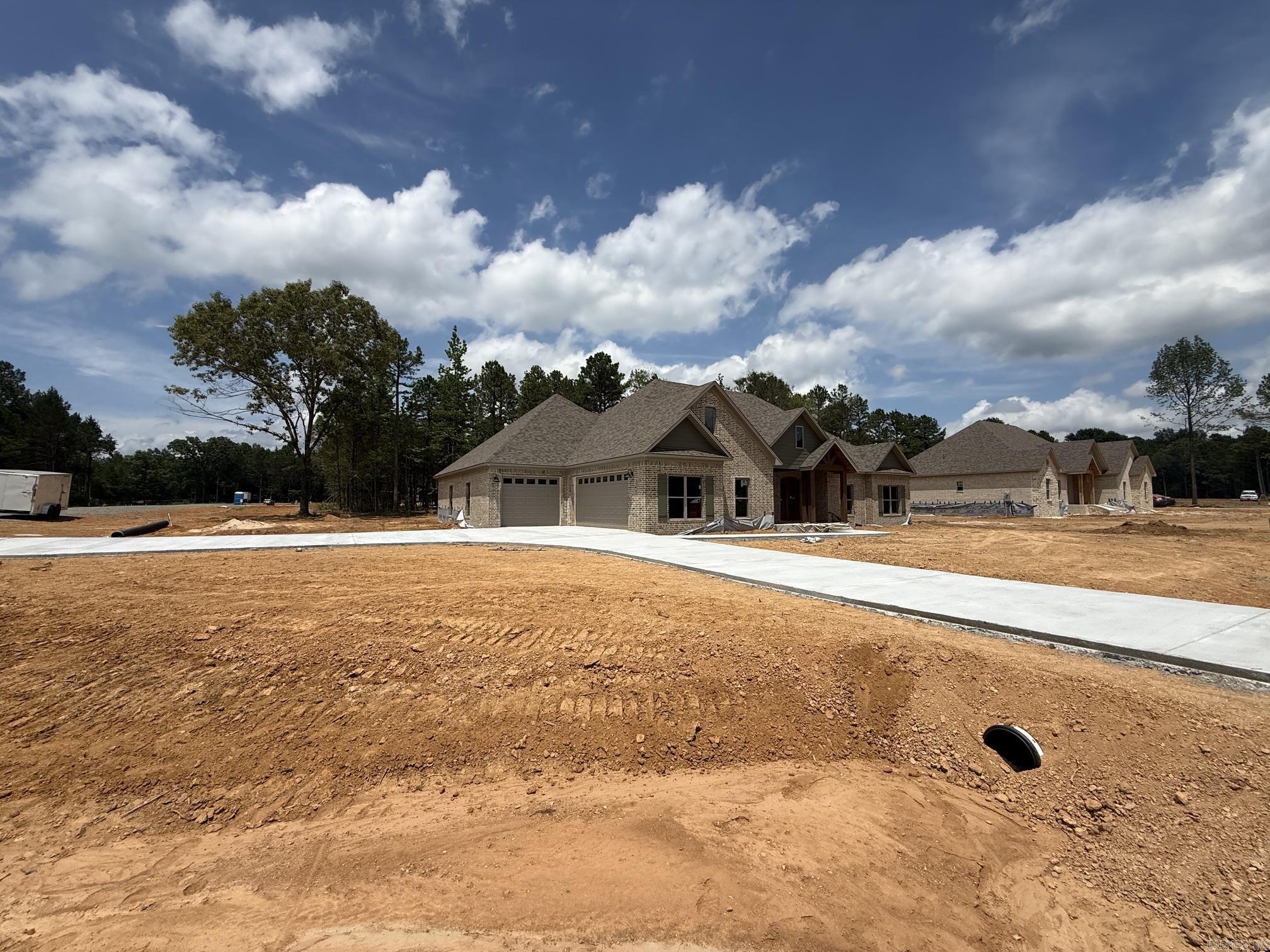 COYOTE RIDGE - Residential