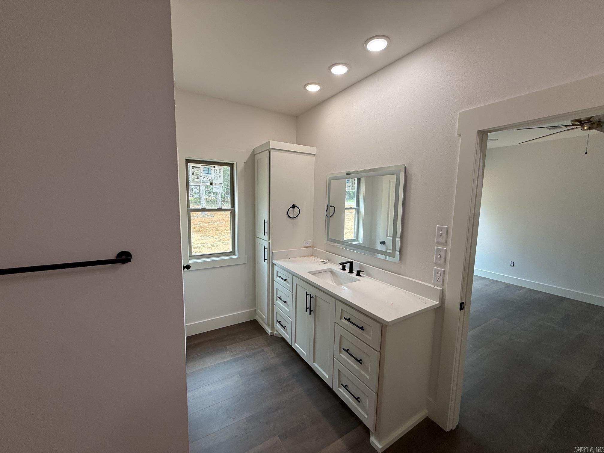 COYOTE RIDGE - Residential