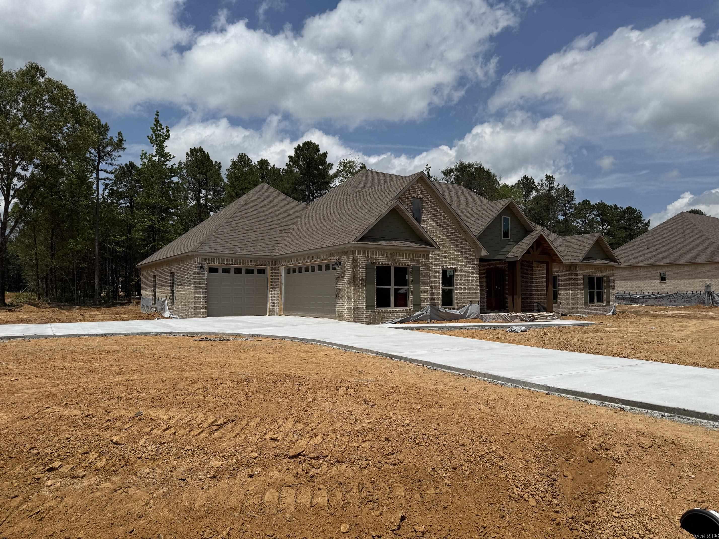 COYOTE RIDGE - Residential