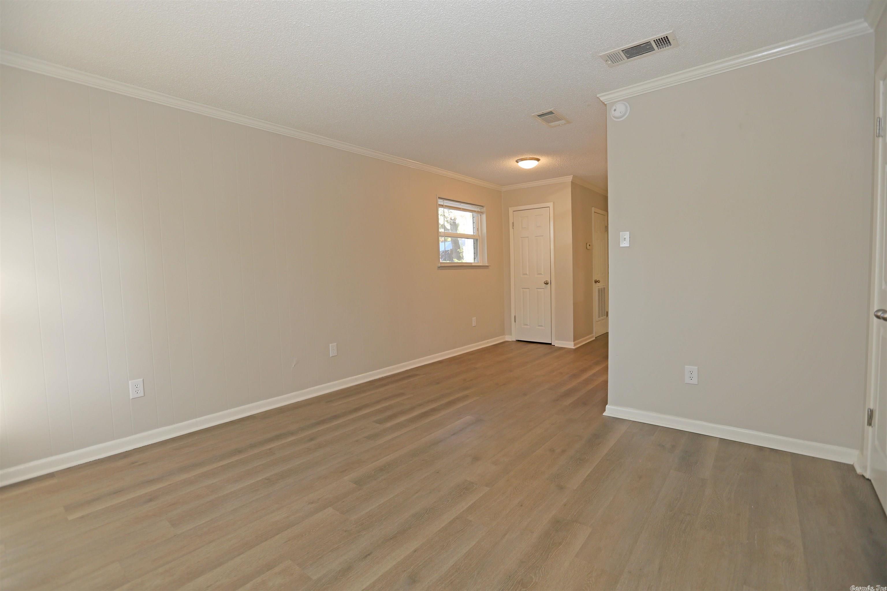 Hill Crest - Residential Lease