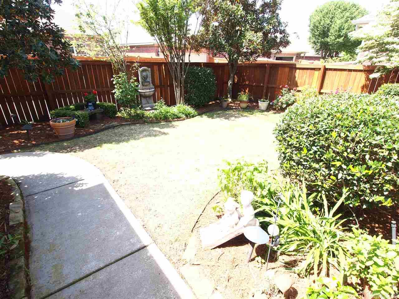 Montagne Court - Residential