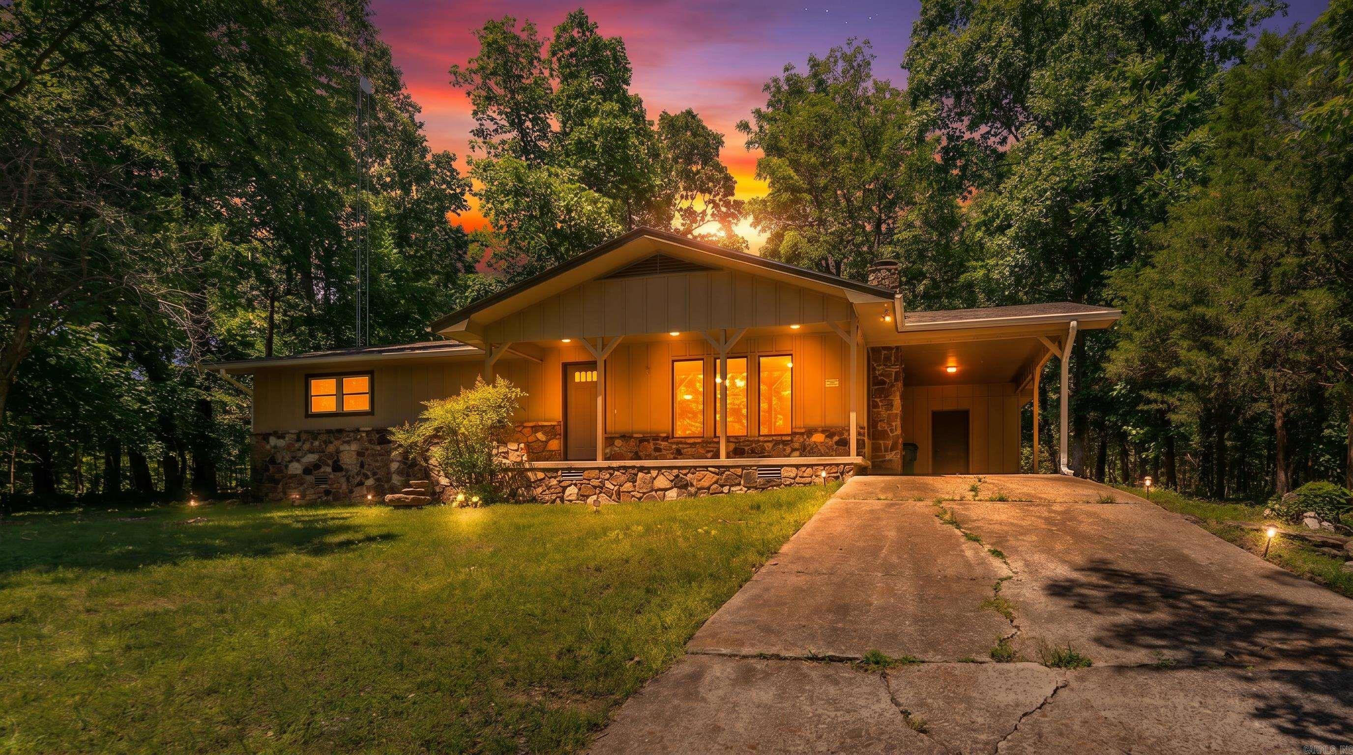 EMERALD COVE - Residential