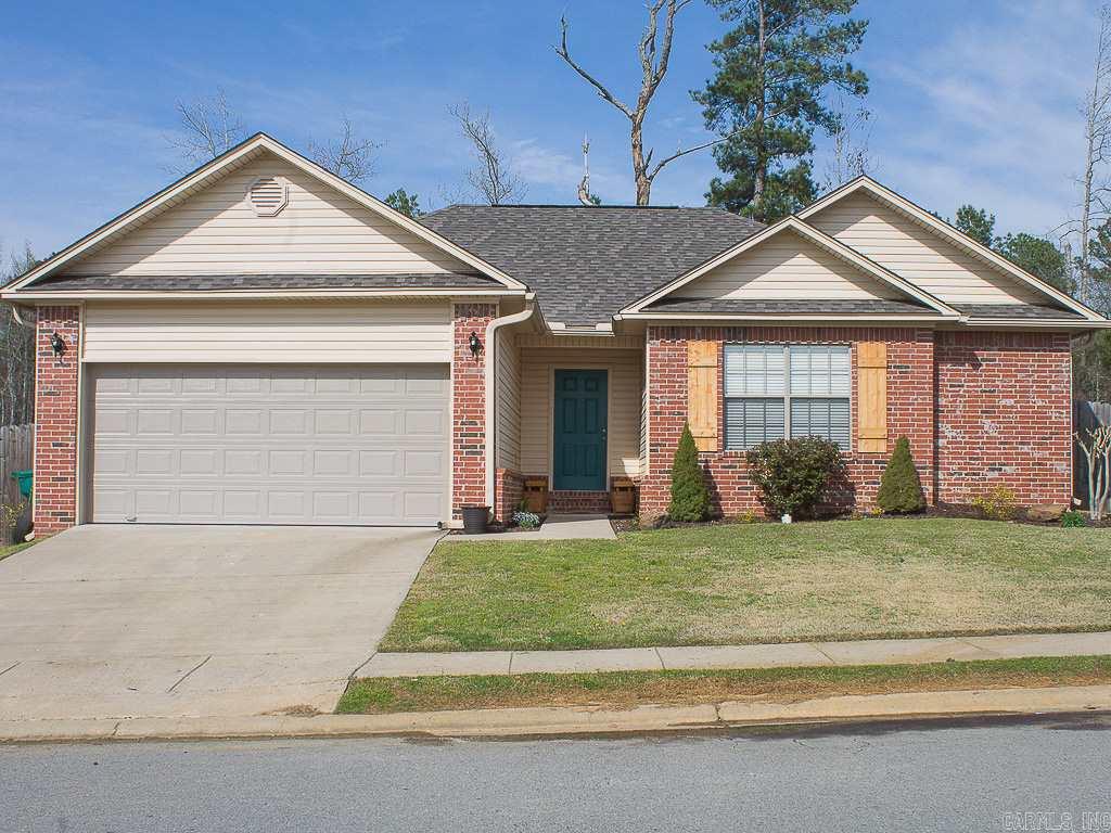 Absolutely beautiful home in a great neighborhood. Beautifully updated kitchen with stainless appliances, shaker cabinets, real butcher block counter tops and a great farm sink. Very nice wood laminate flooring, split bedroom plan, large 2 car garage and fully fenced back yard. The open floor plan in this home would make entertaining and family gatherings so much fun. New Roof in 2016, wired for surround sound. eligible for RD 100% financing. SELLERS LEAVING WASHER AND DRYER. Agents see showing remarks.