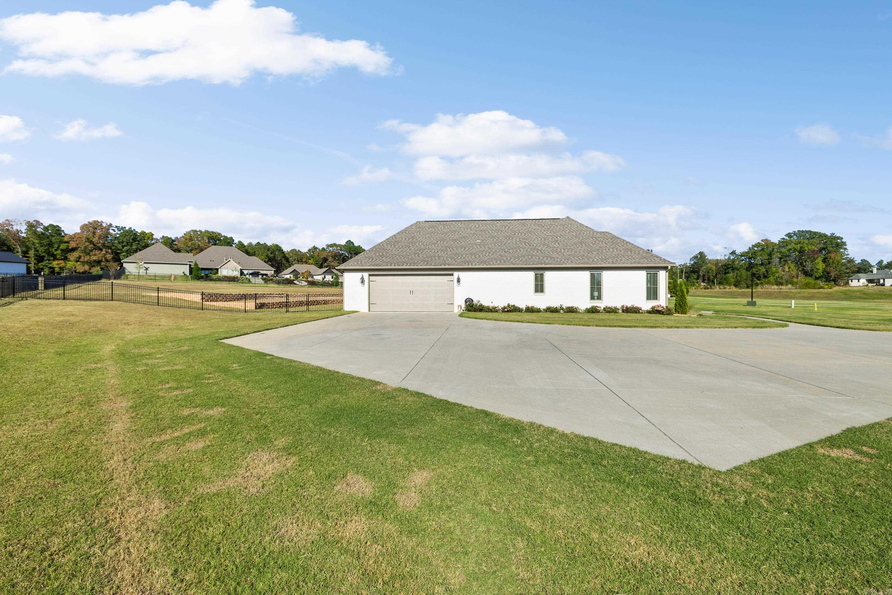 THE STABLES - Residential