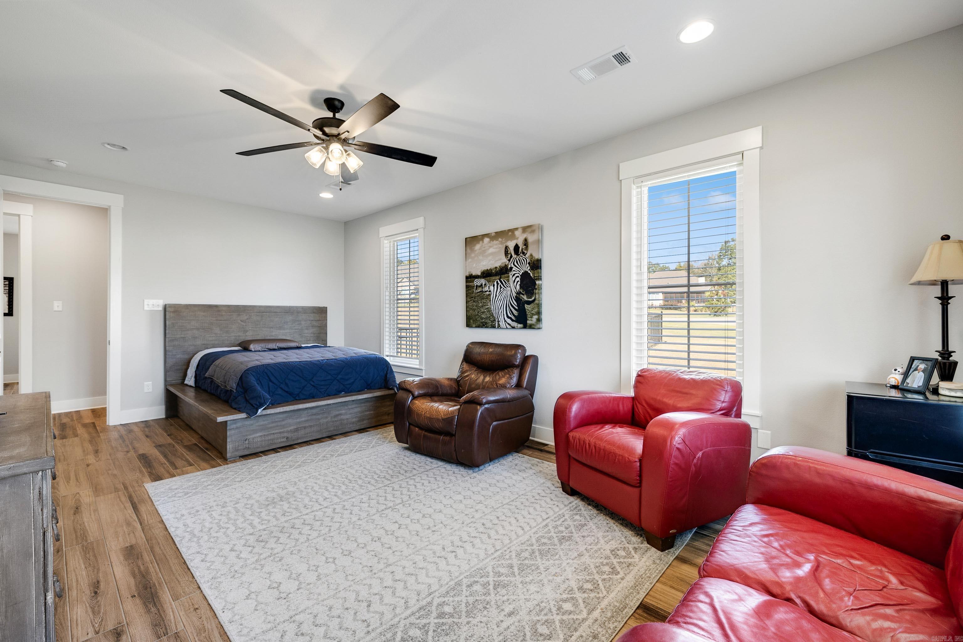 THE STABLES - Residential