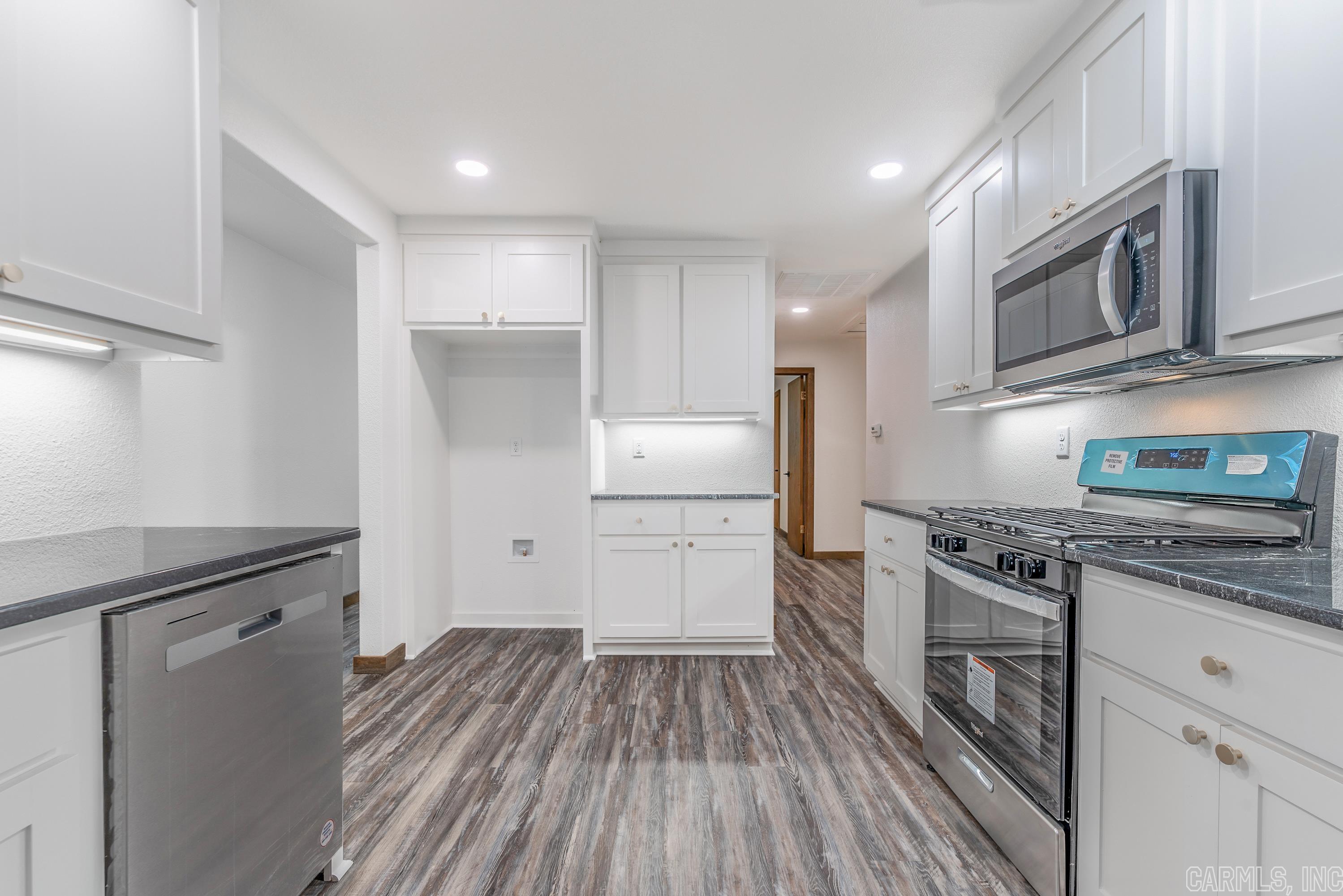 THARPS WHISPERING PINES - Residential
