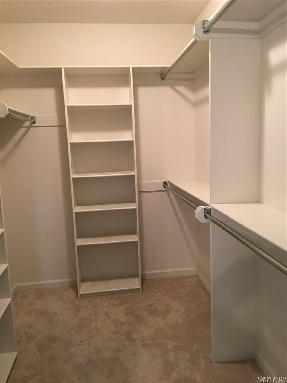 OAKTREE PLACE - Residential
