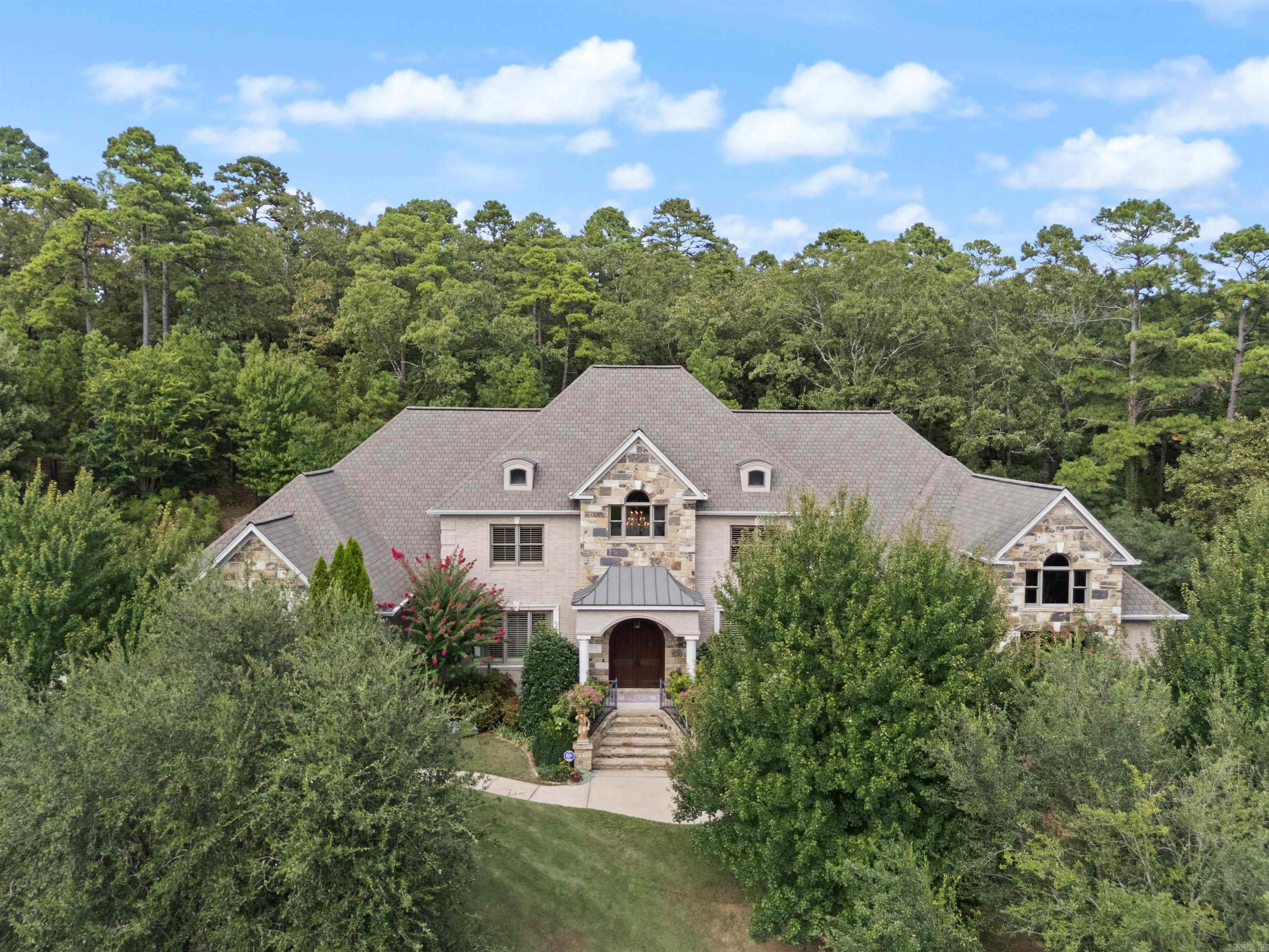RIVER CREST ESTATES P.R.D. - Residential