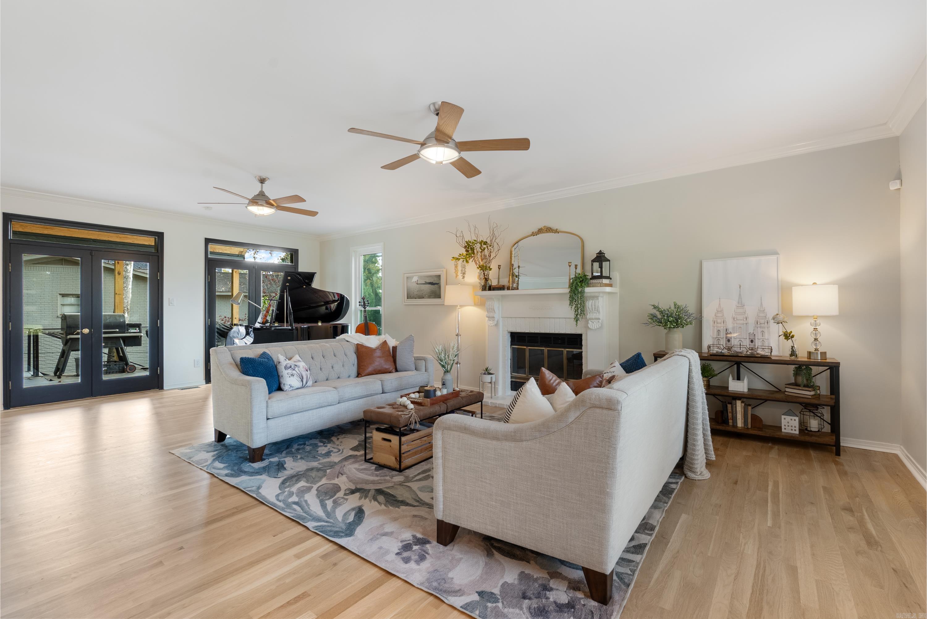 LAKEWOOD NE - Residential
