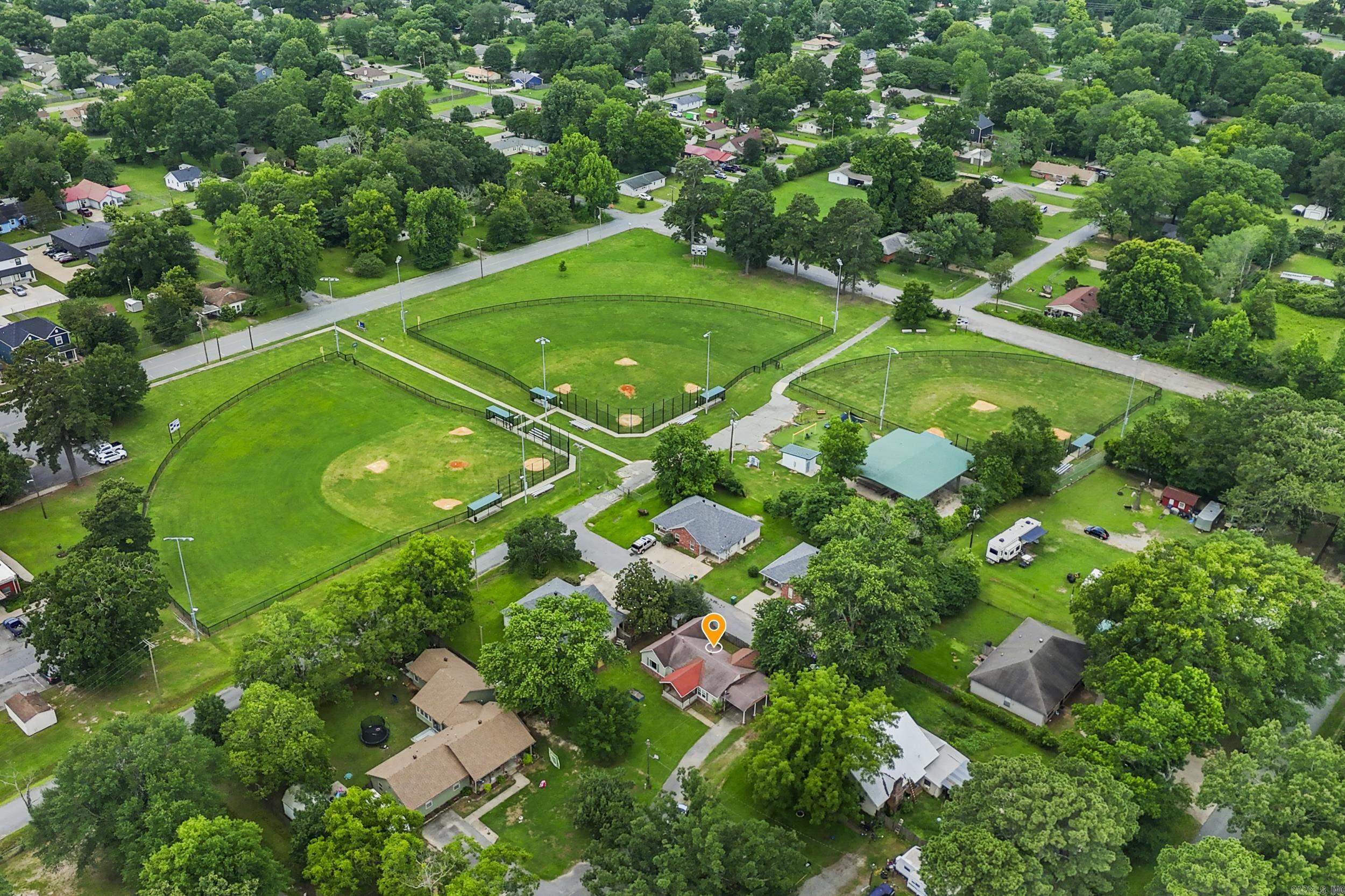 ORIGINAL TOWN-BRYANT - Residential