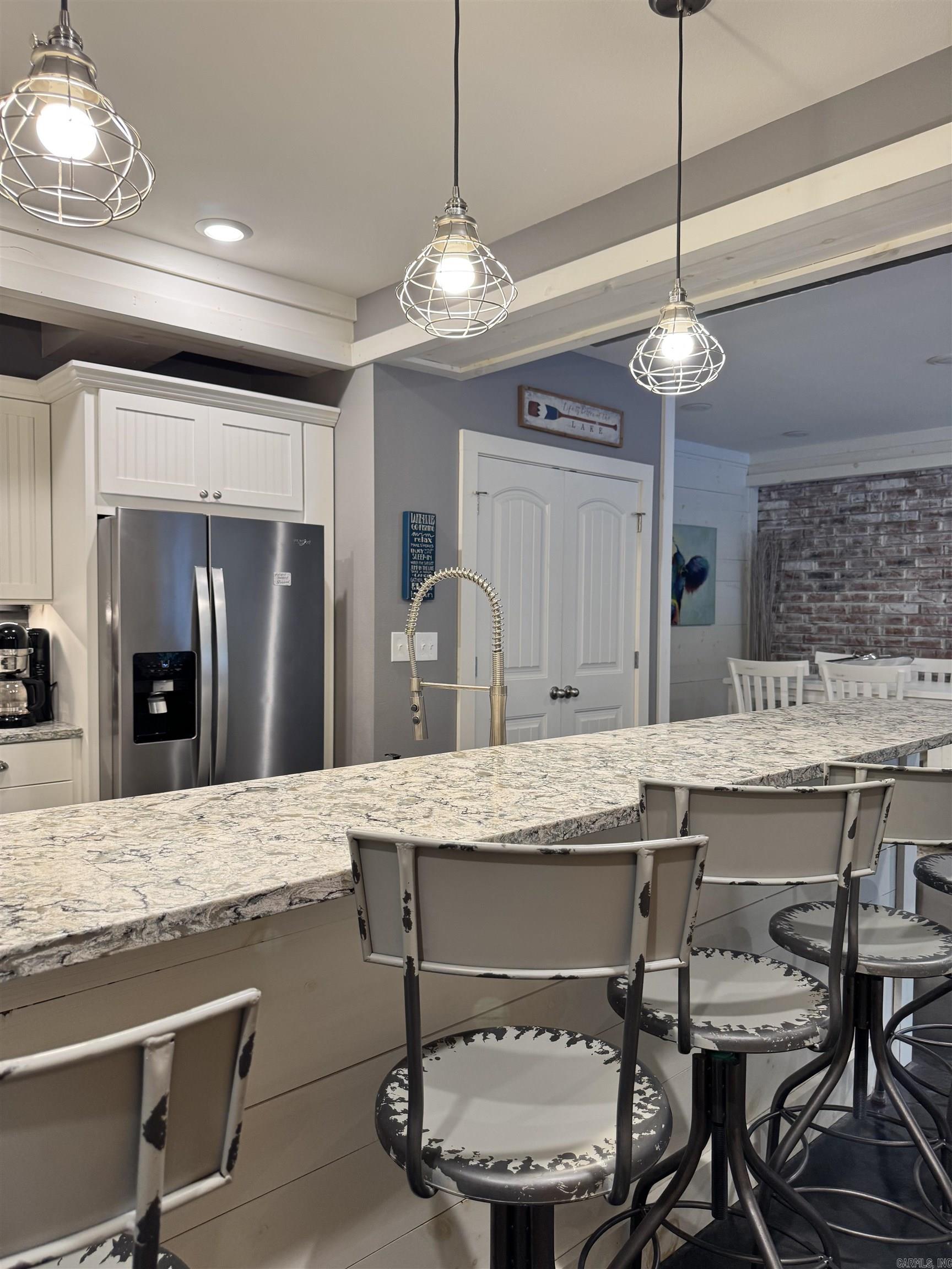 NARROWS INN AT GREERS FERRY HPR - Residential