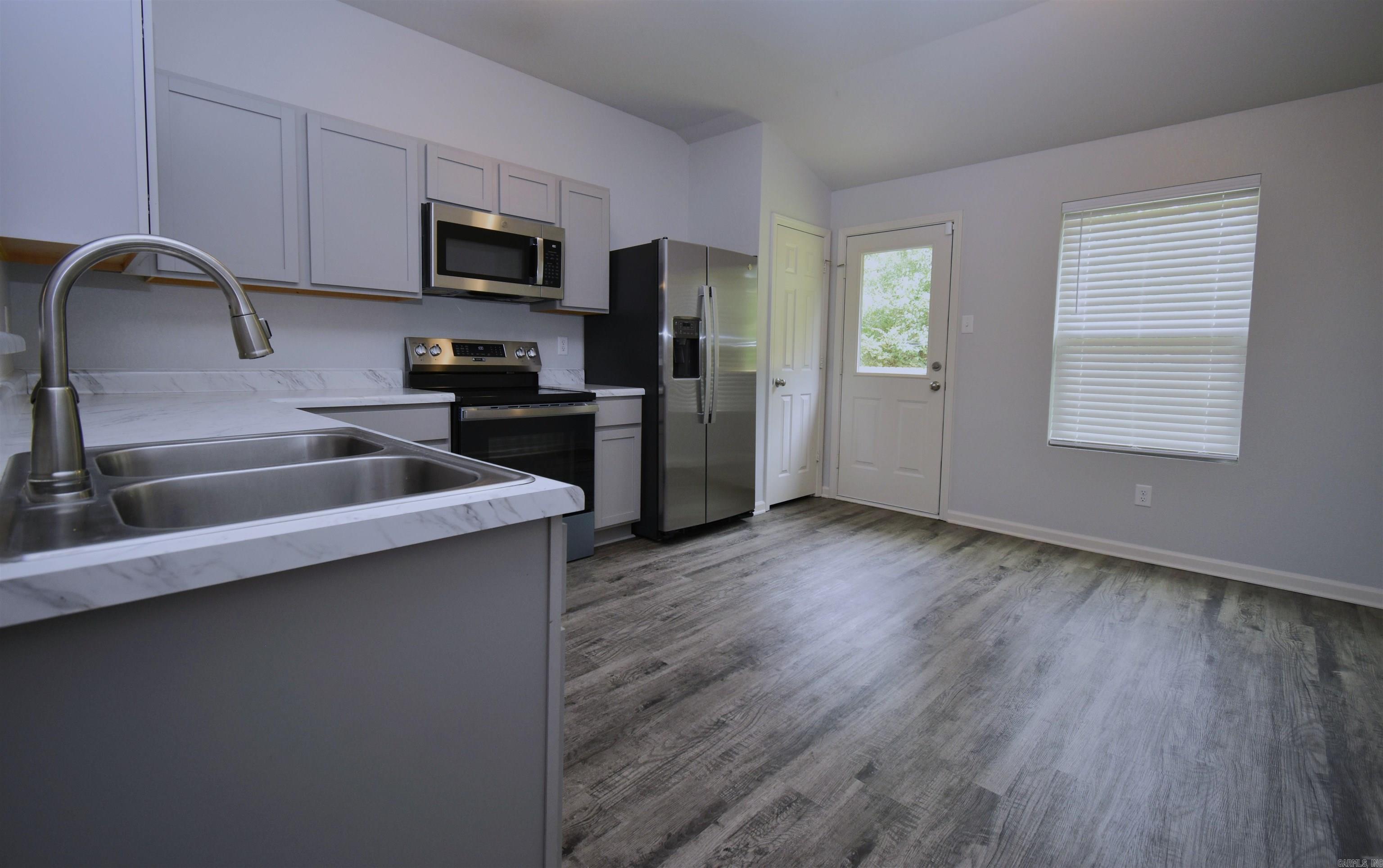 BRODY REED ESTATES - Residential