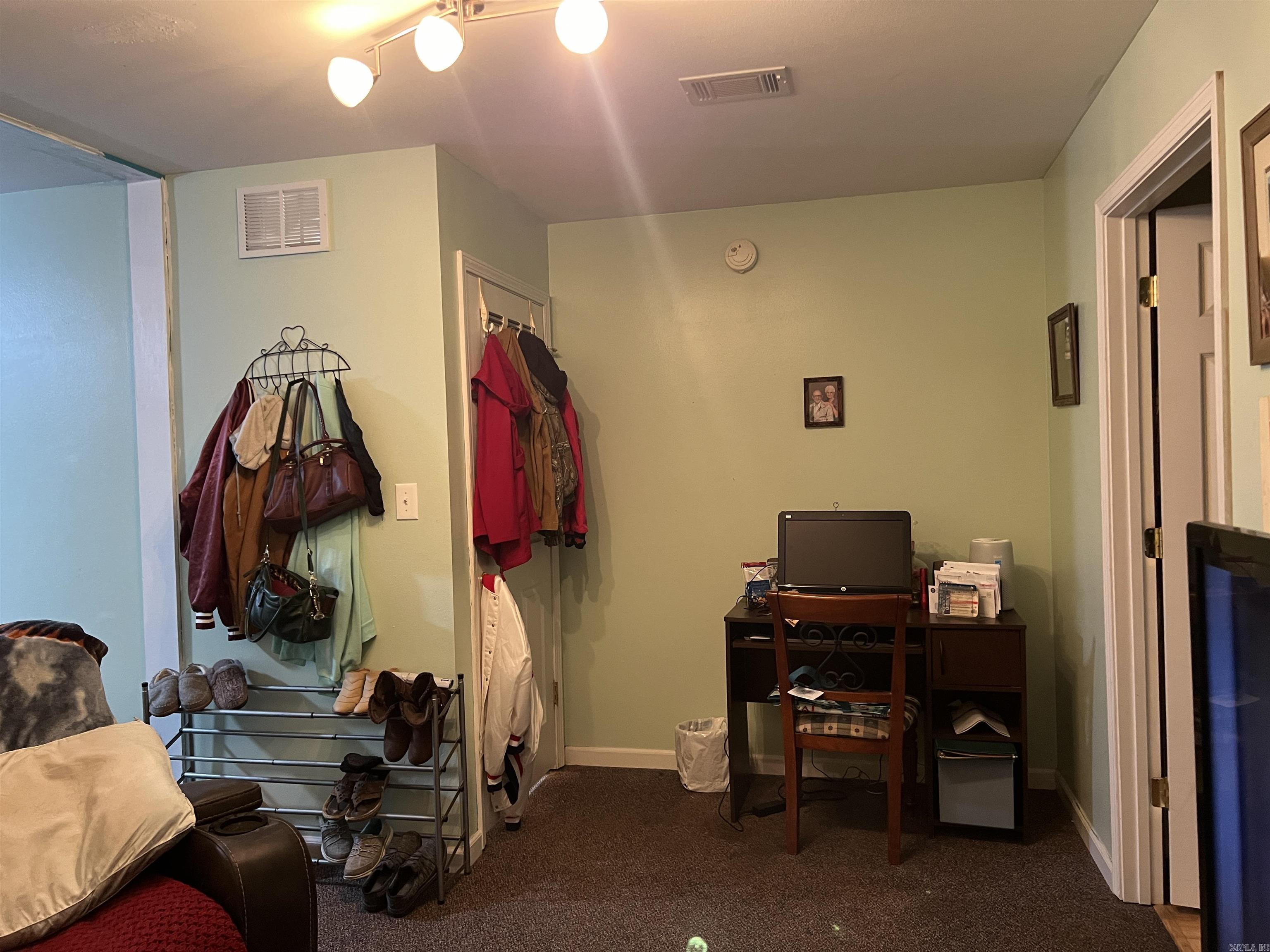 BROCKWAY TRUCK ADD - Residential