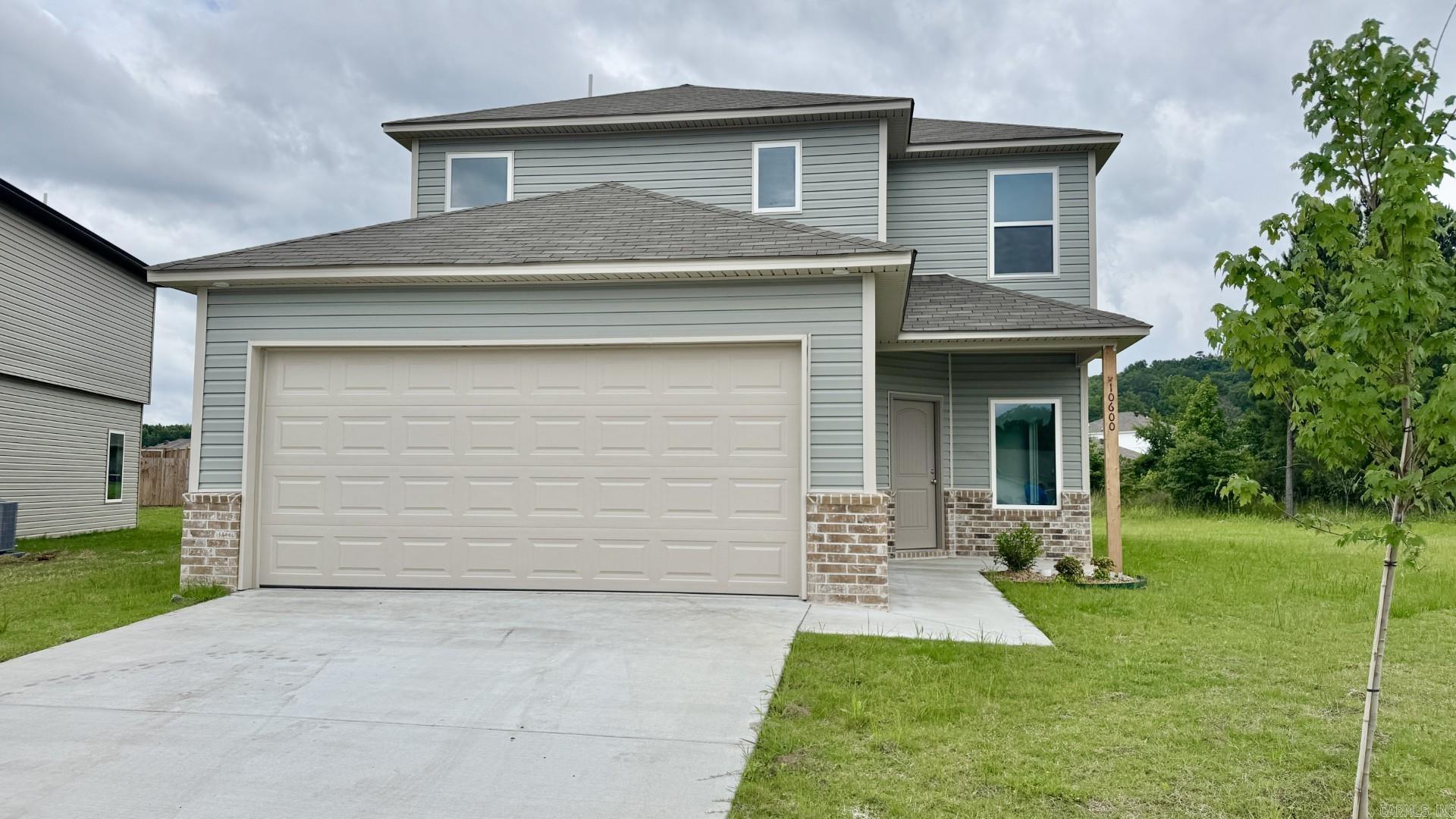 The beautiful Kingston plan is making great first impressions with its inviting front porch and appealing landscaping. The layout is well thought-out, with the 4 bedrooms and 2.5 bathrooms providing plenty of space and comfort. The expansive living room and spacious dining area is perfect for both everyday living and entertaining guests.   The kitchen, with its energy-efficient appliances and generous counter space, is sure to be a highlight for cooking and meal preparation. The added feature of a roomy pantry is a practical touch for keeping snacks and ingredients organized. Learn more about this home today!  **SEE SHOWING REMARKS & AGENT REMARKS FOR IMPORTANT INFORMATION**
