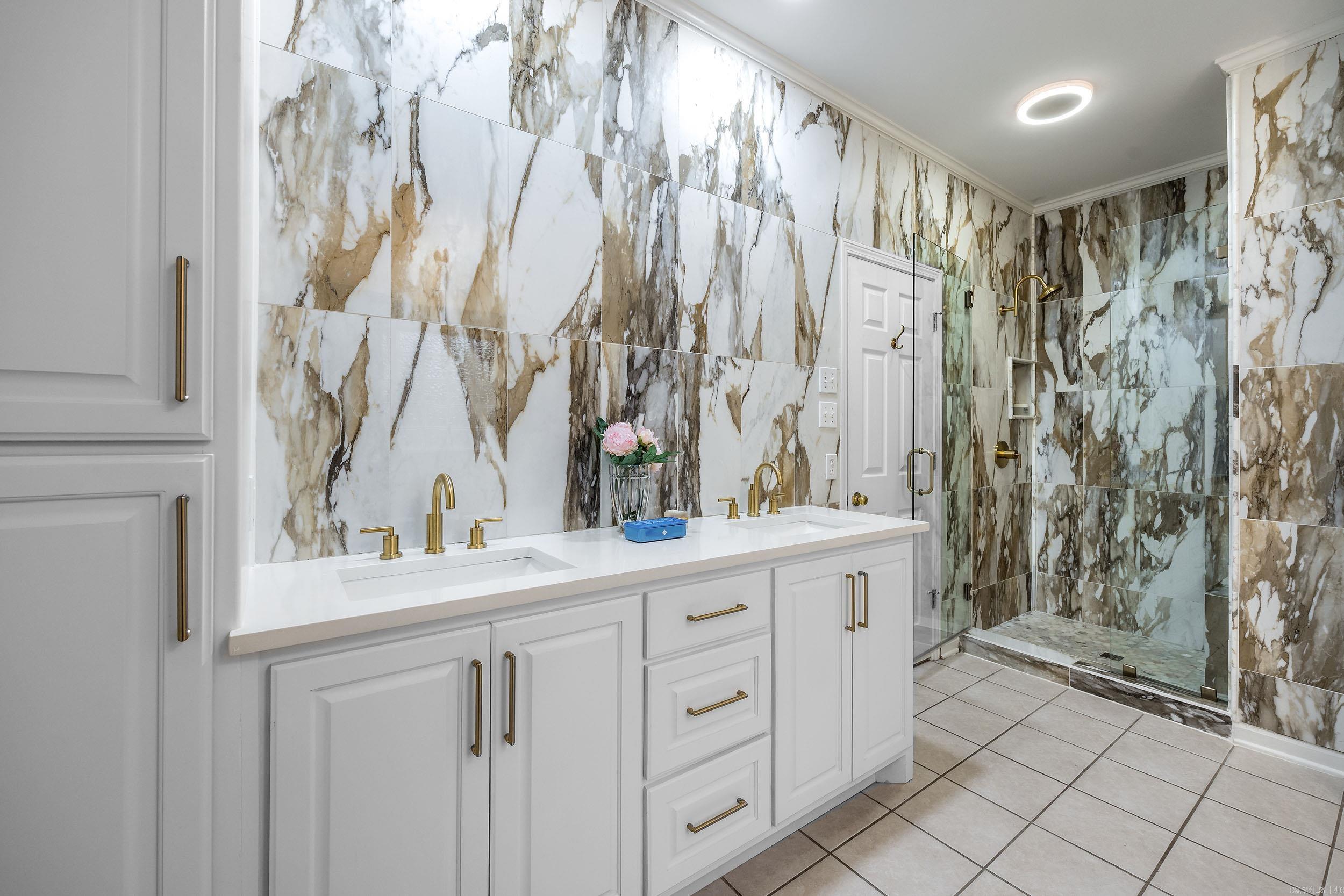 CHENAL VALLEY DUQUESNE COMMUNITY - Residential