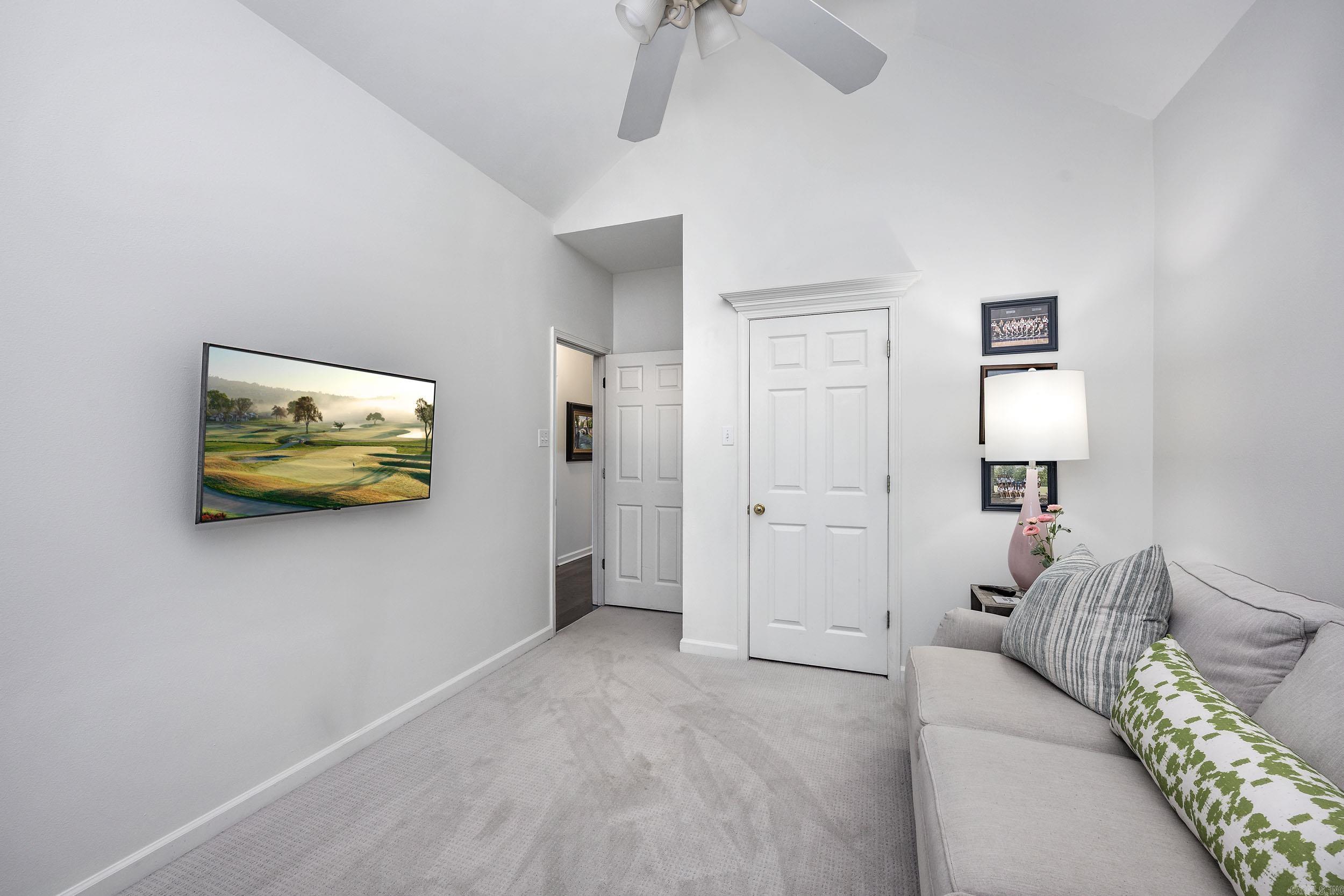 CHENAL VALLEY DUQUESNE COMMUNITY - Residential