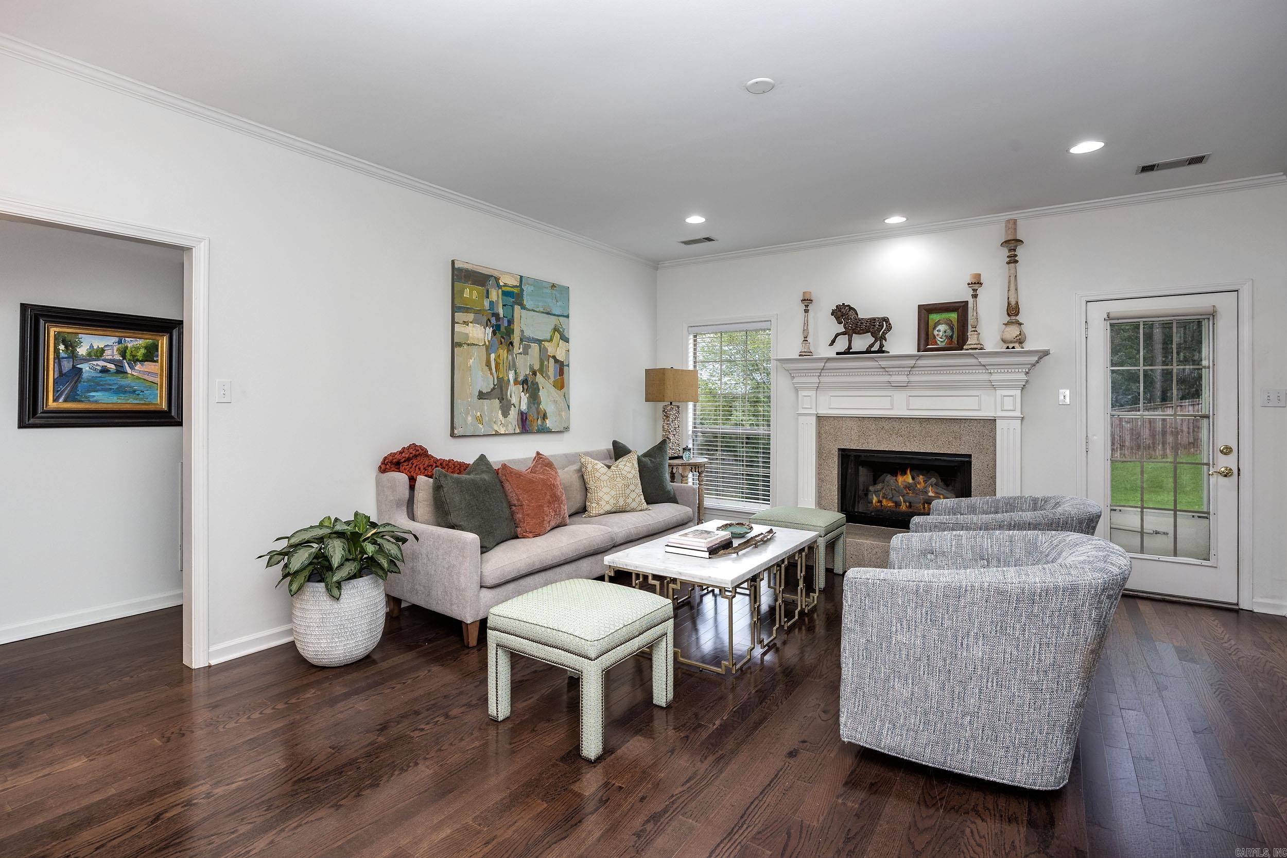 CHENAL VALLEY DUQUESNE COMMUNITY - Residential