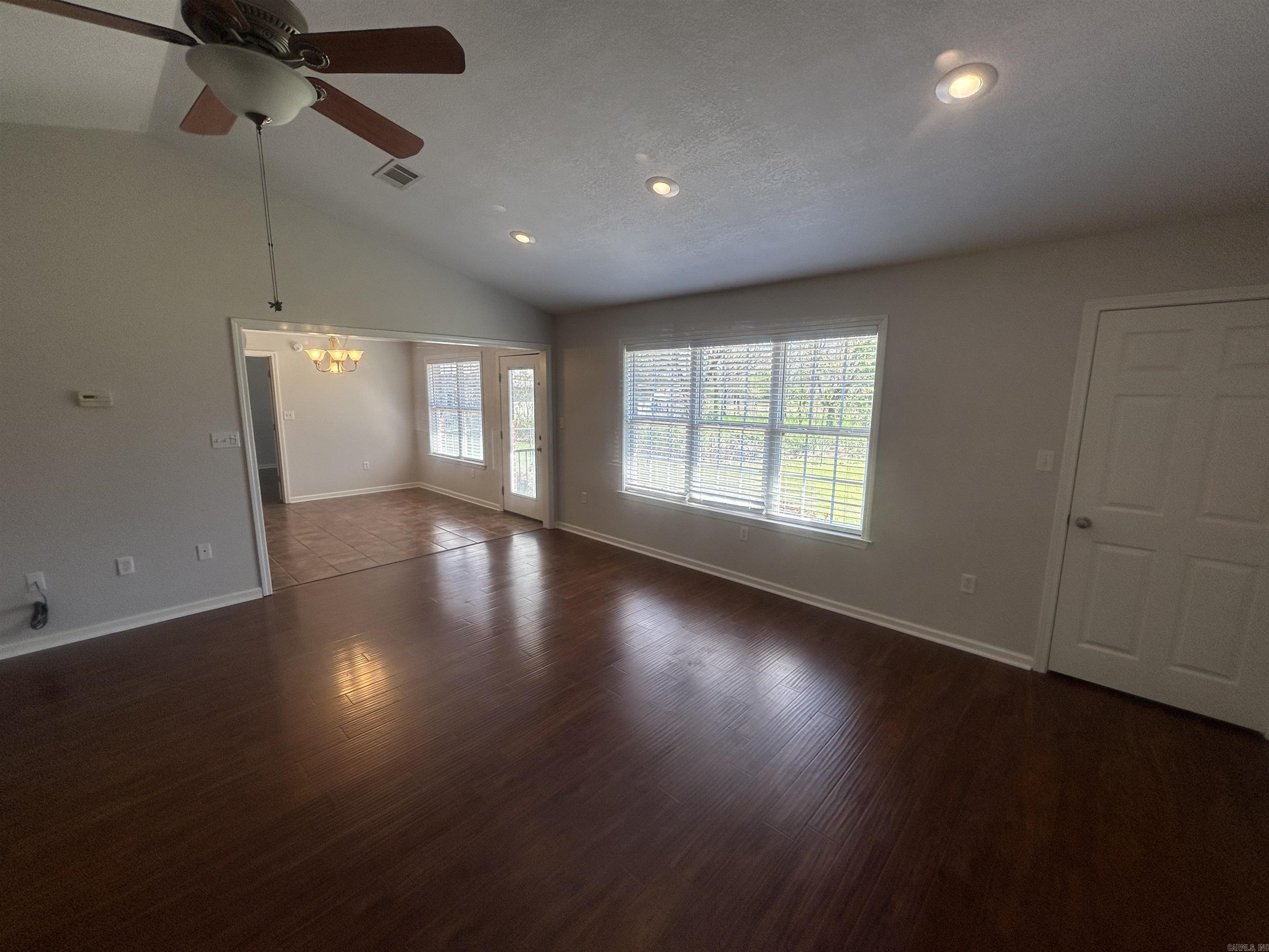CENTERVIEW ESTATES - Residential