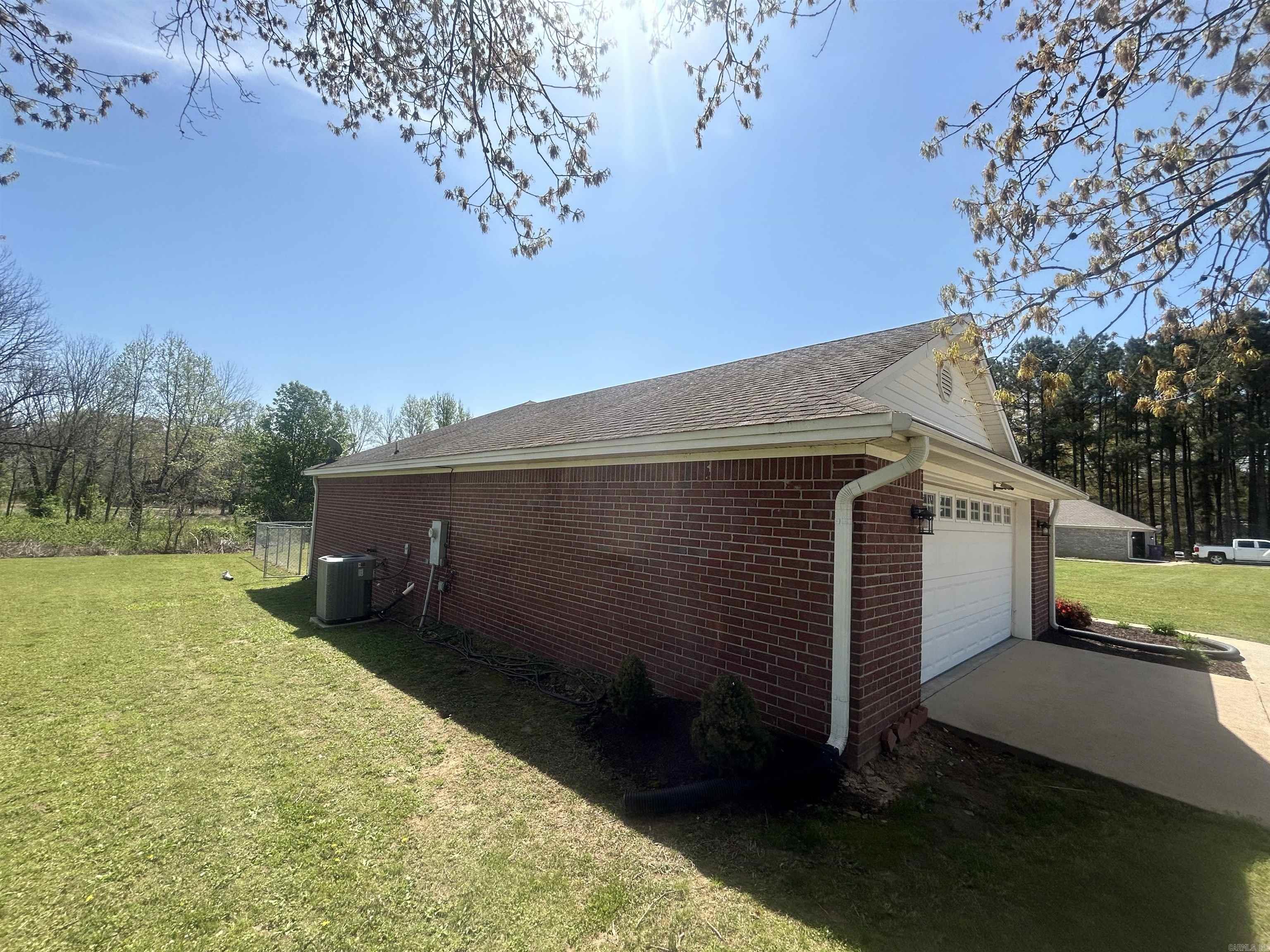 CENTERVIEW ESTATES - Residential