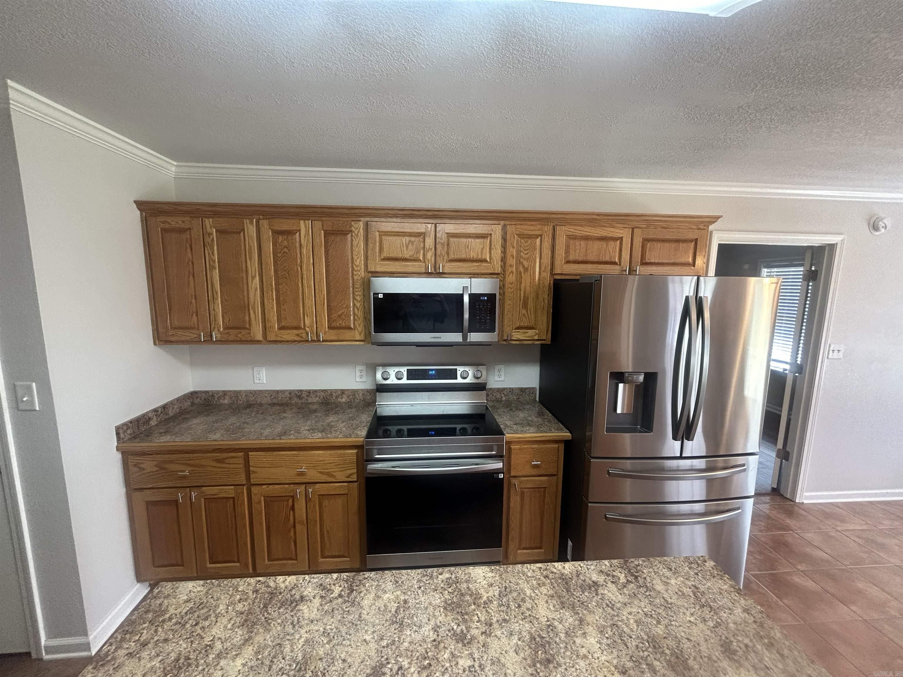 CENTERVIEW ESTATES - Residential