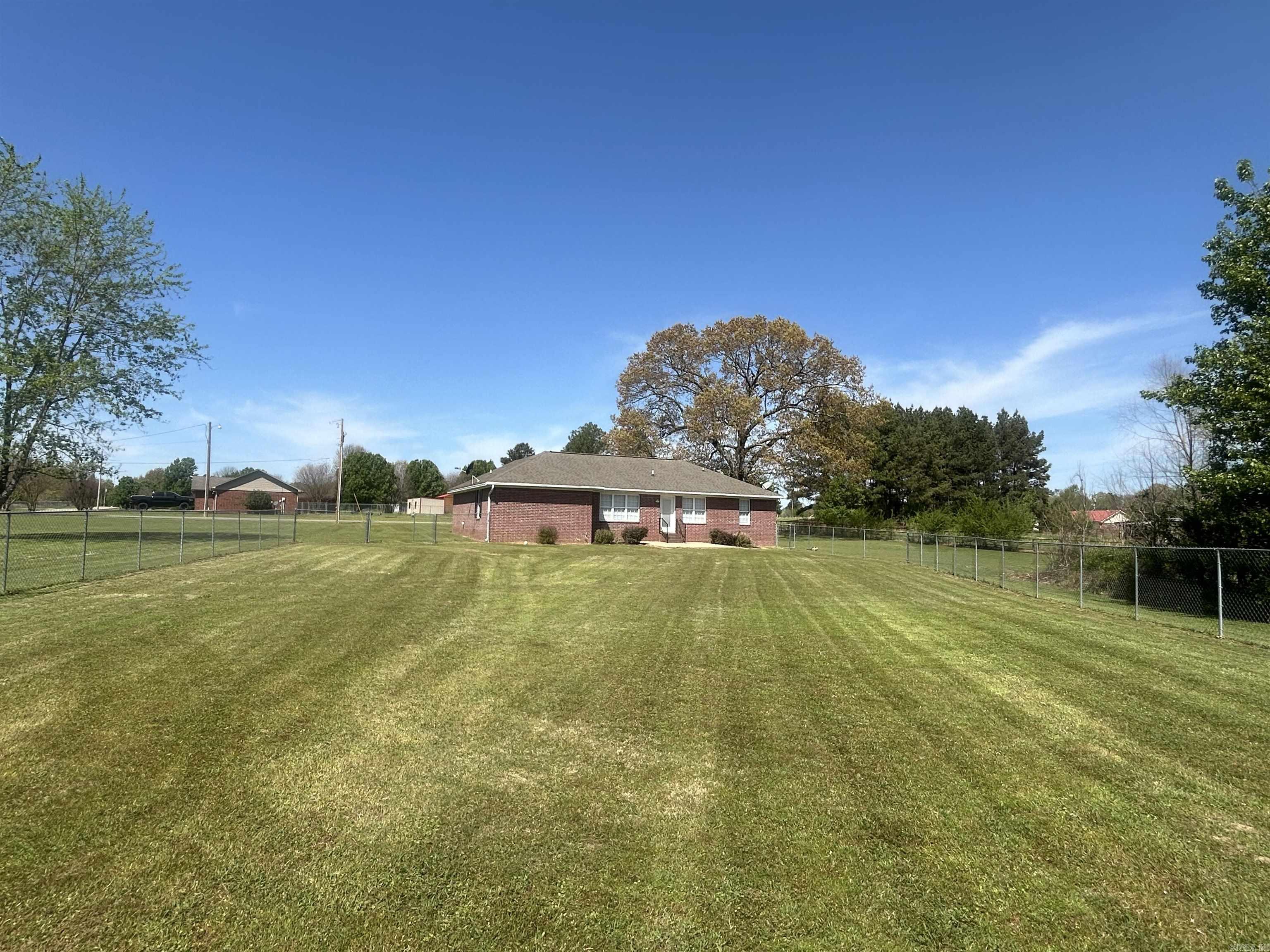 CENTERVIEW ESTATES - Residential