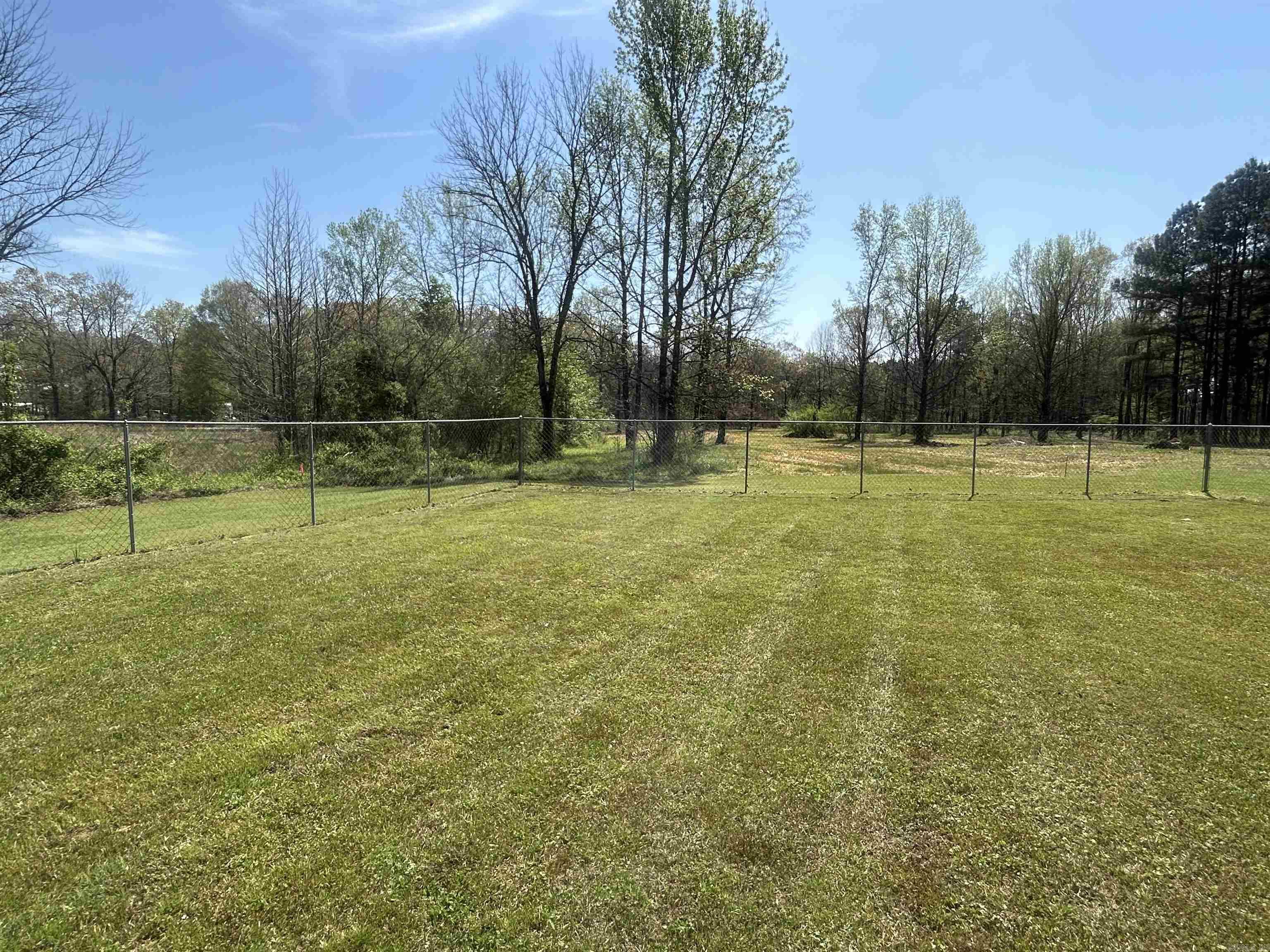 CENTERVIEW ESTATES - Residential