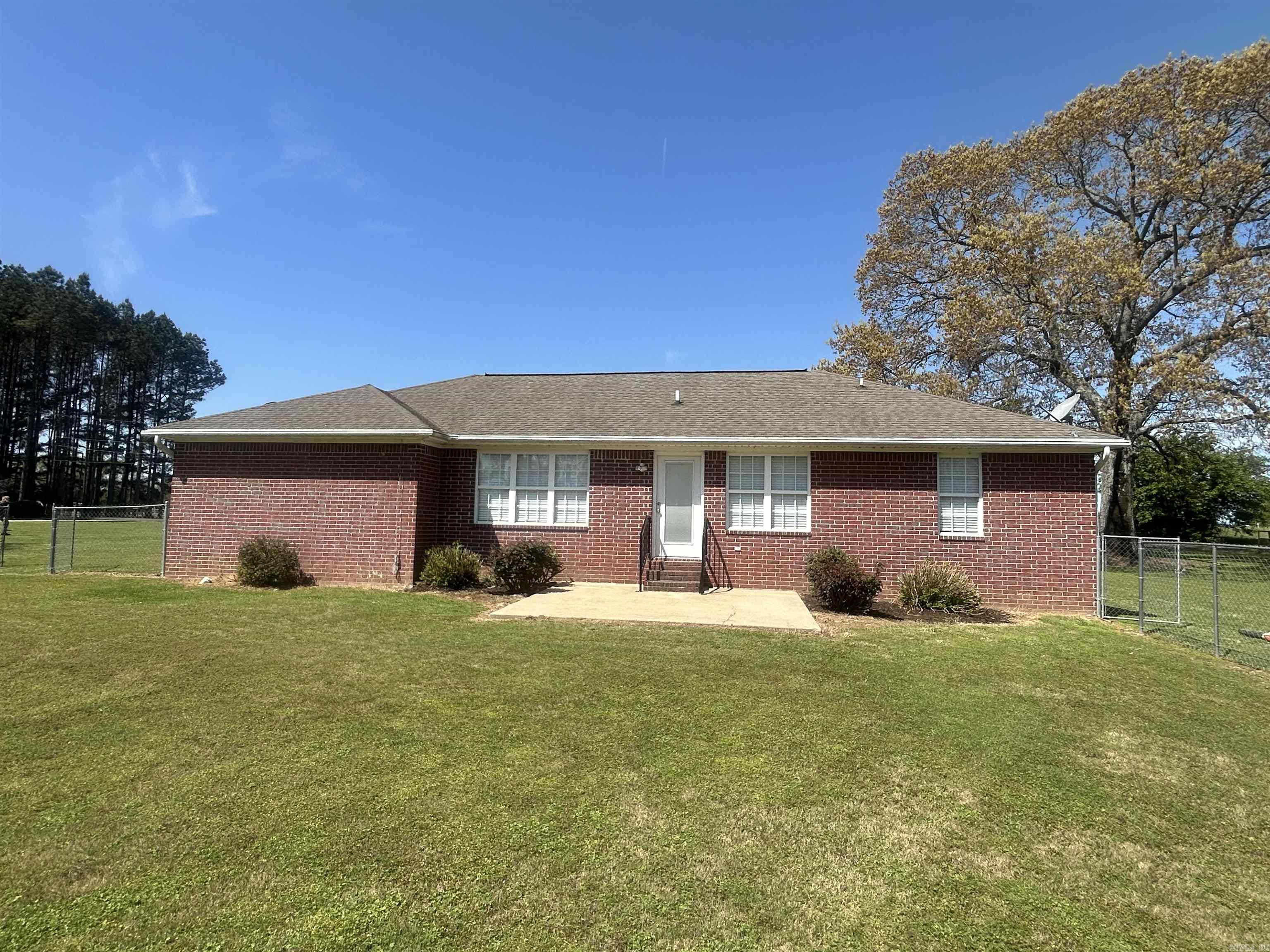 CENTERVIEW ESTATES - Residential