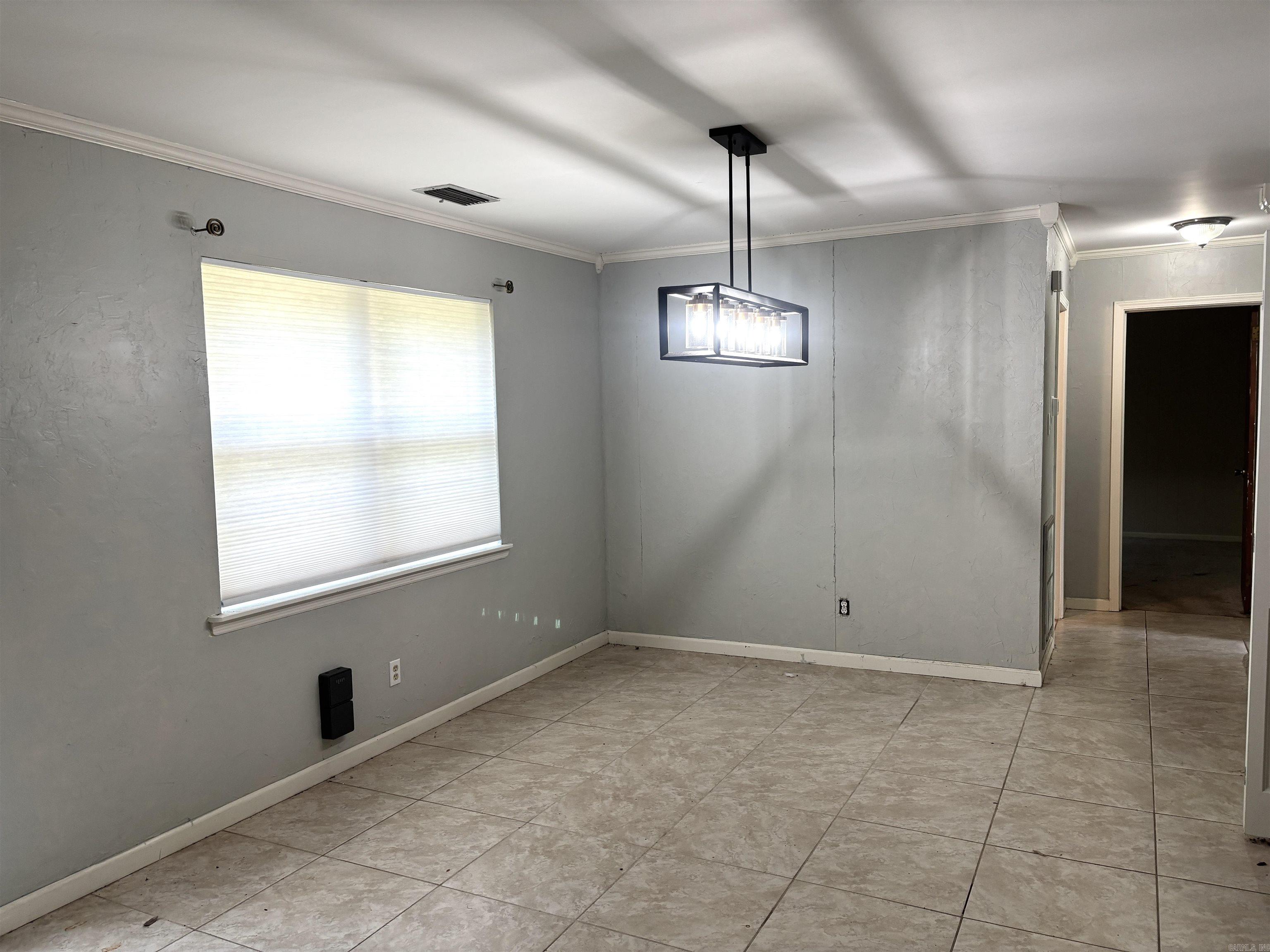 LESSEL ESTATES - Residential