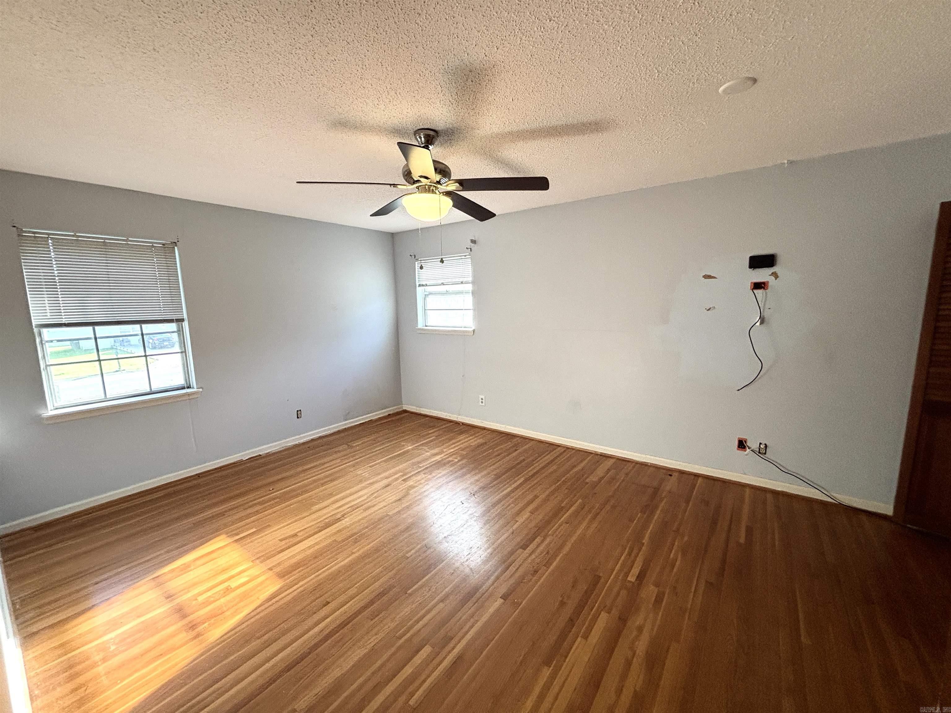 LESSEL ESTATES - Residential