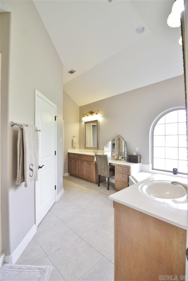 RIVER RANCH - Residential